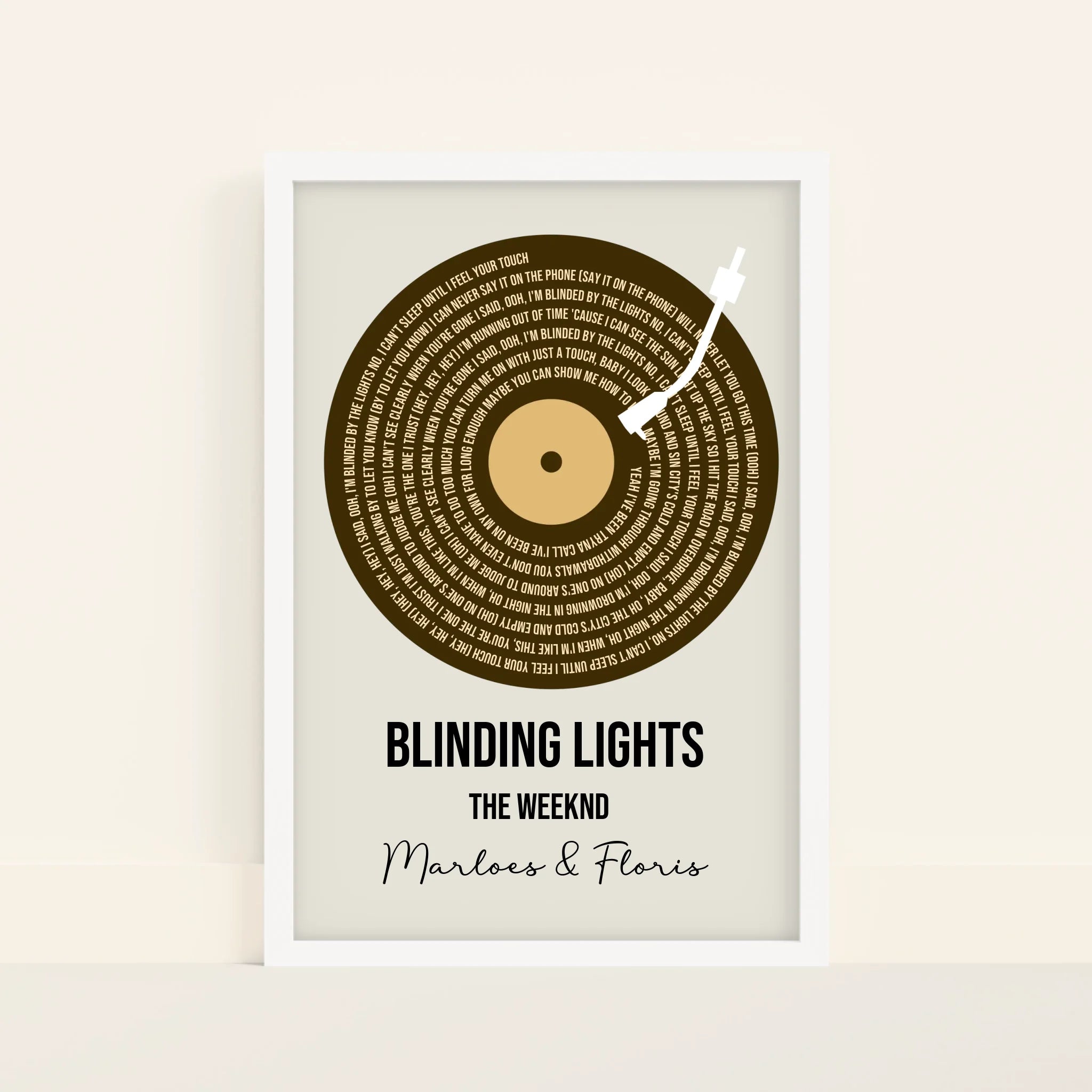 Mockup-Framed-White-4060