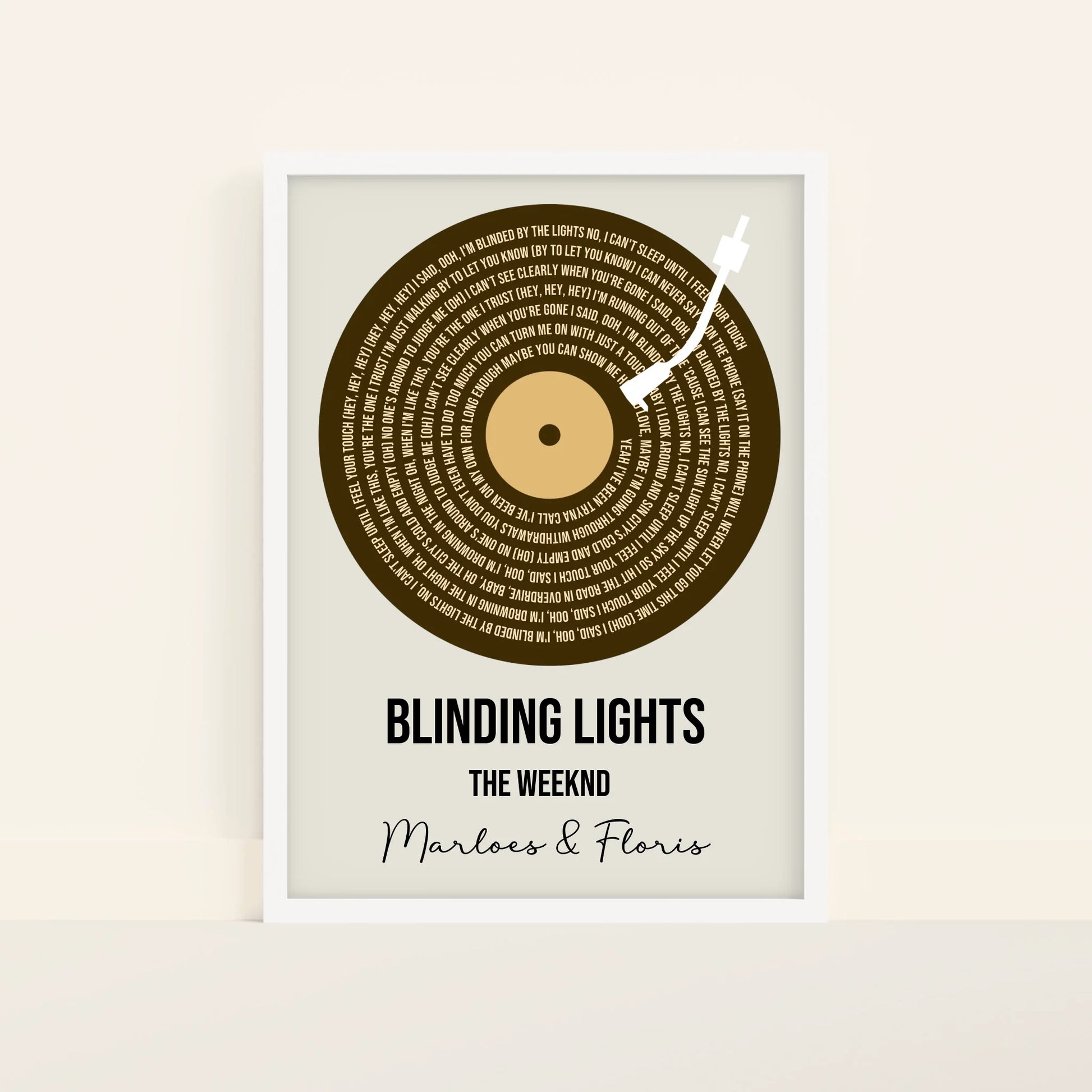 Mockup-Framed-White-5070
