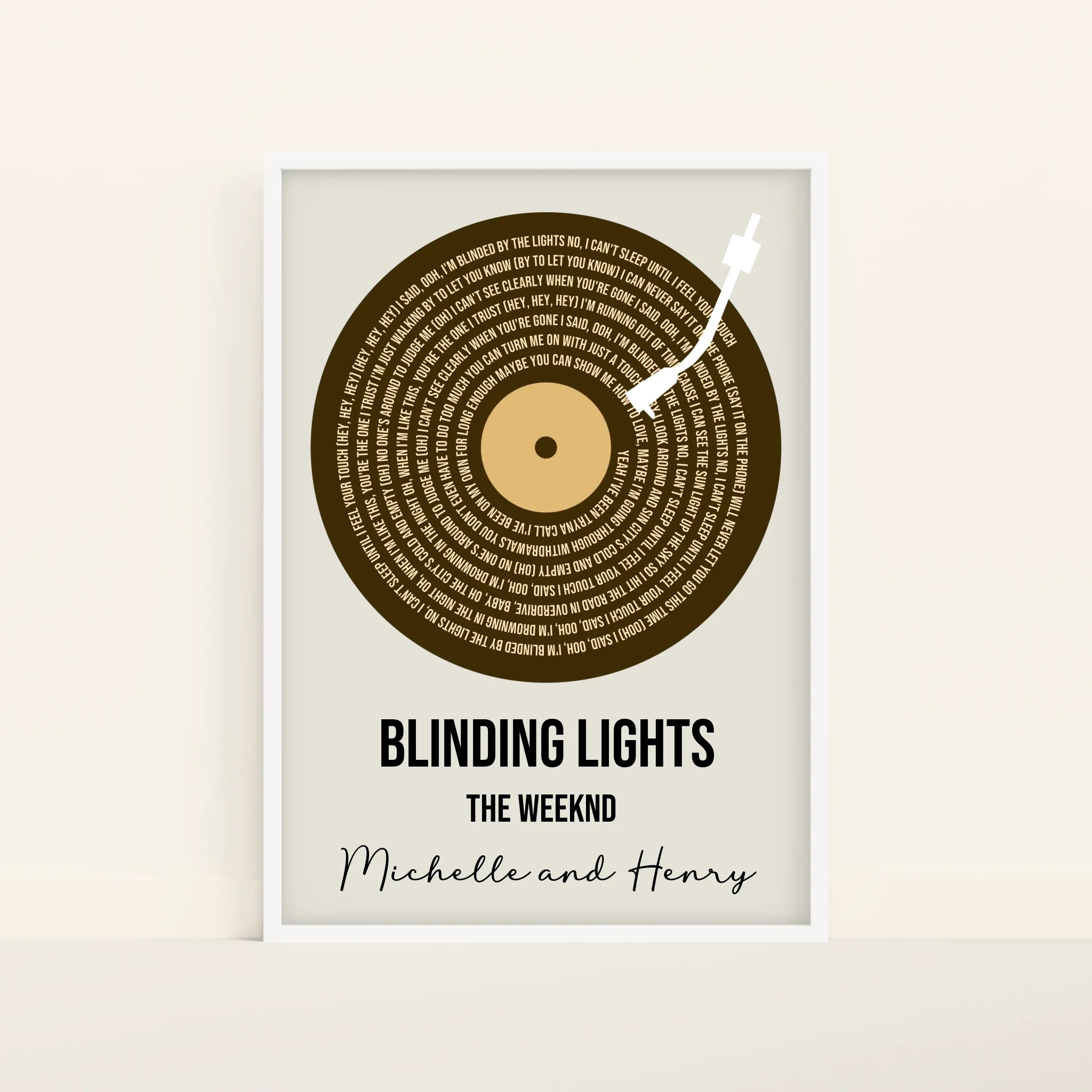 Mockup-Framed-White-70100