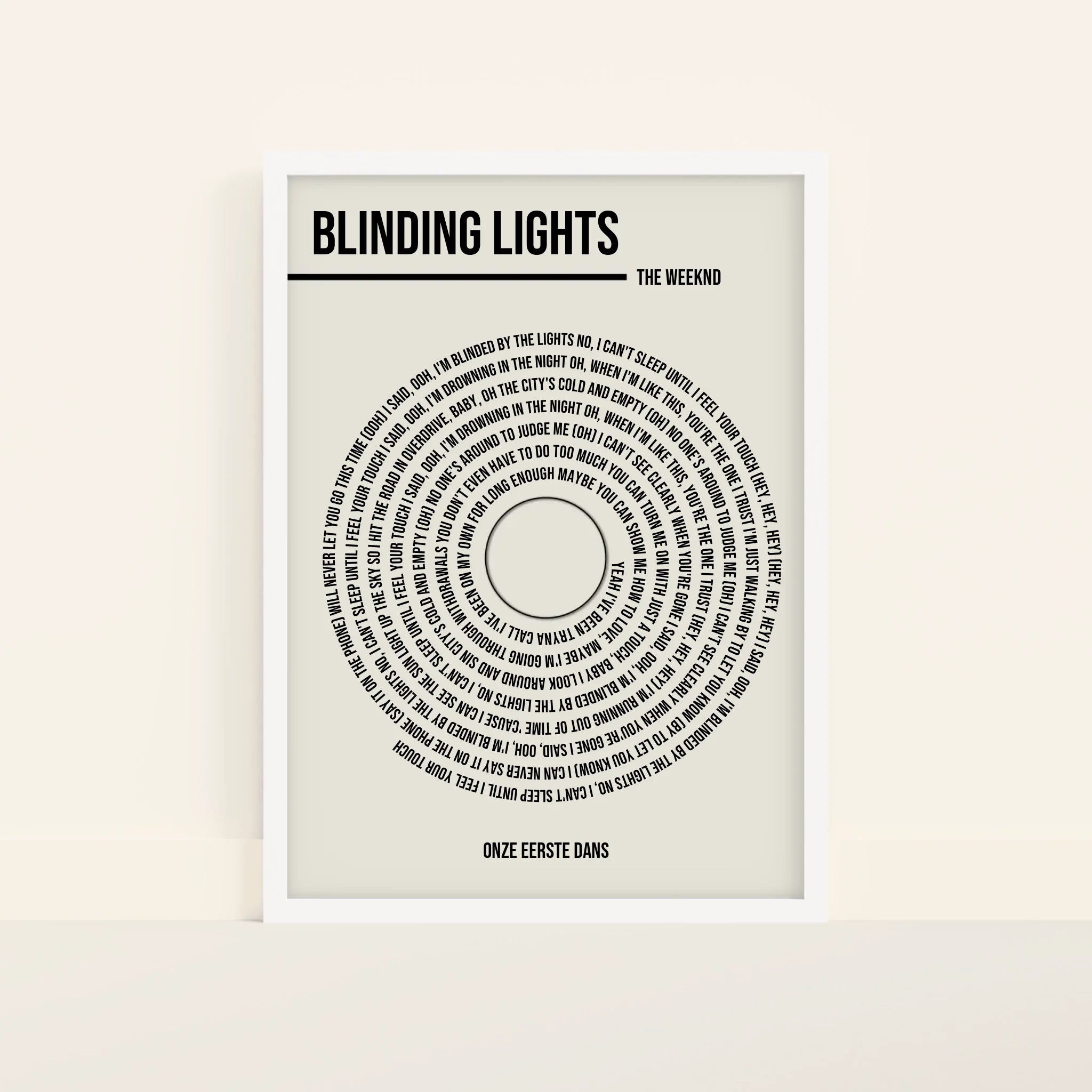 Mockup-Framed-White-5070