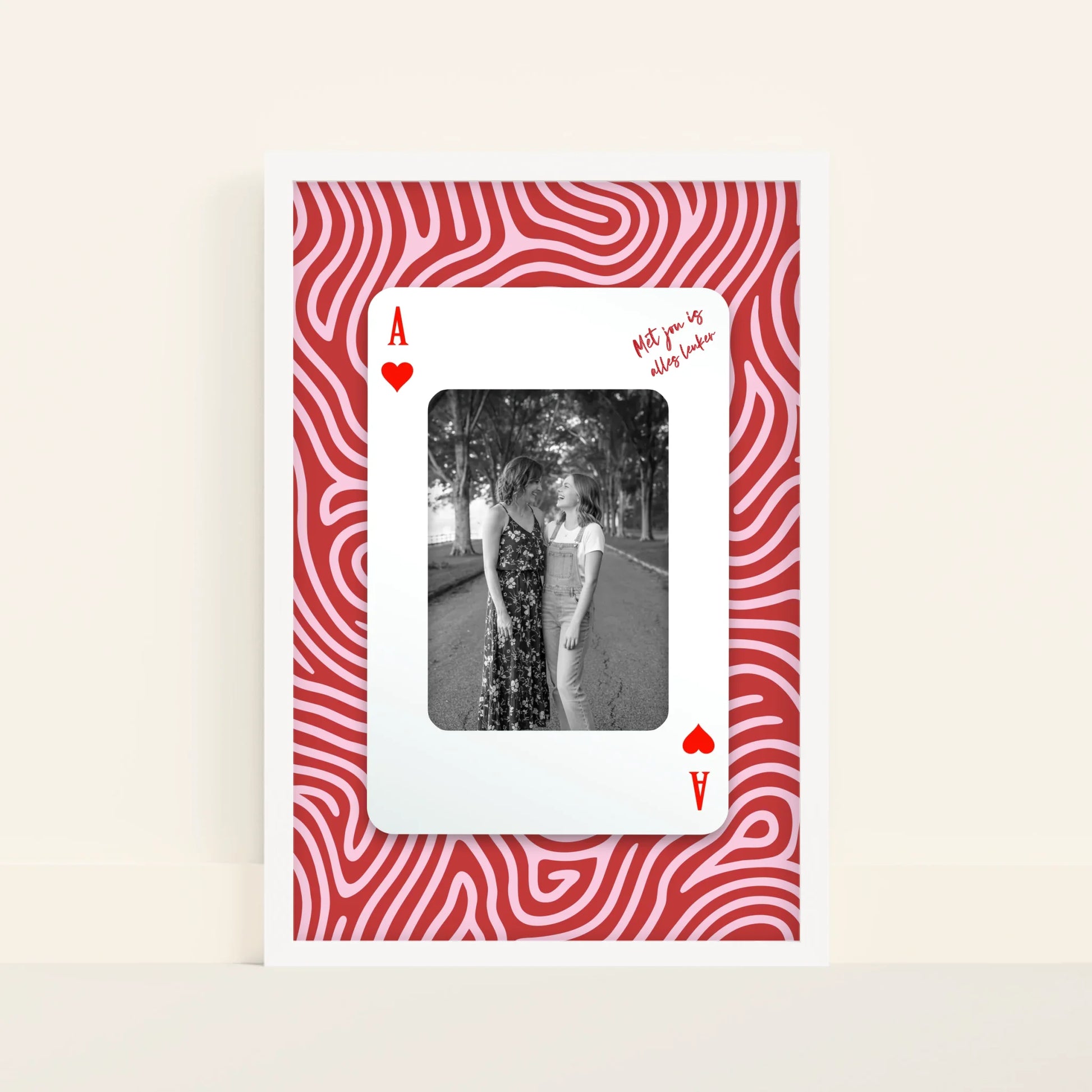 Mockup-Framed-White-4060
