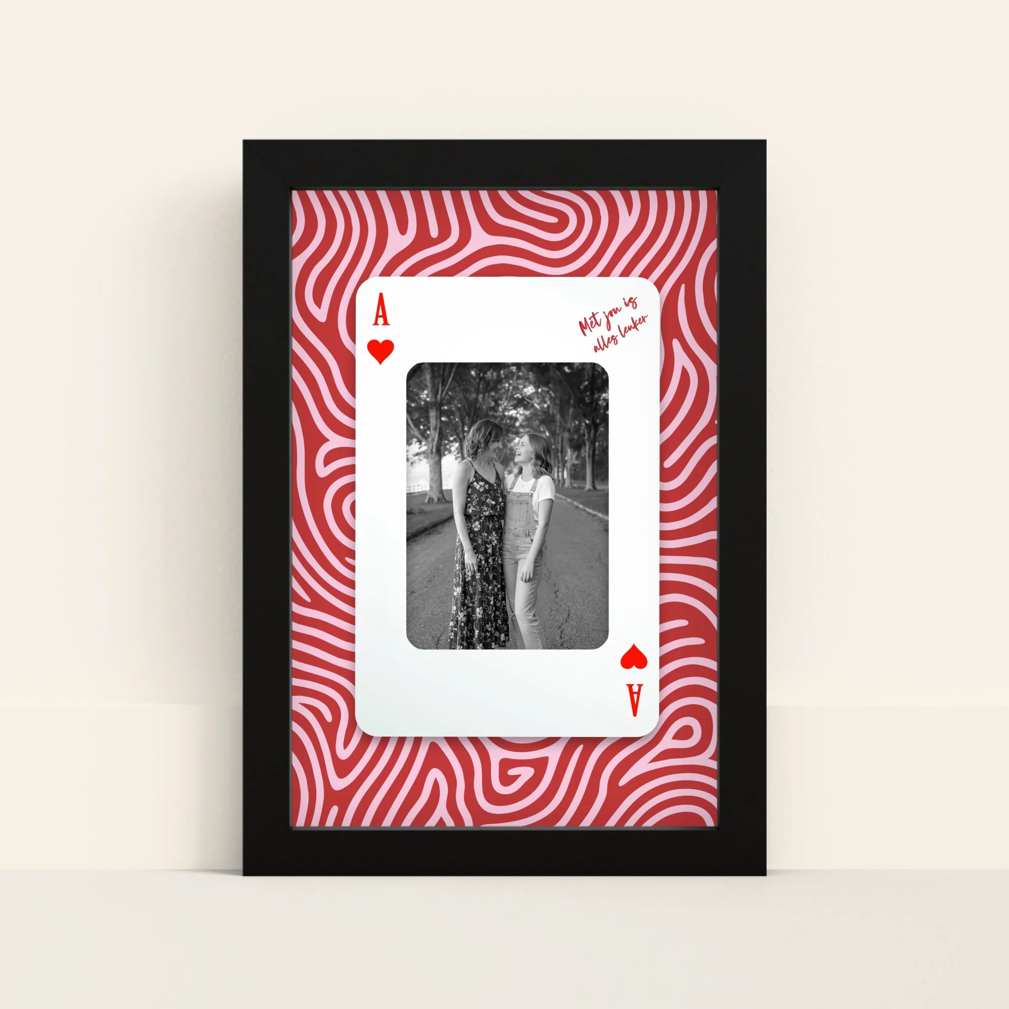 Mockup-Framed-Black-2030