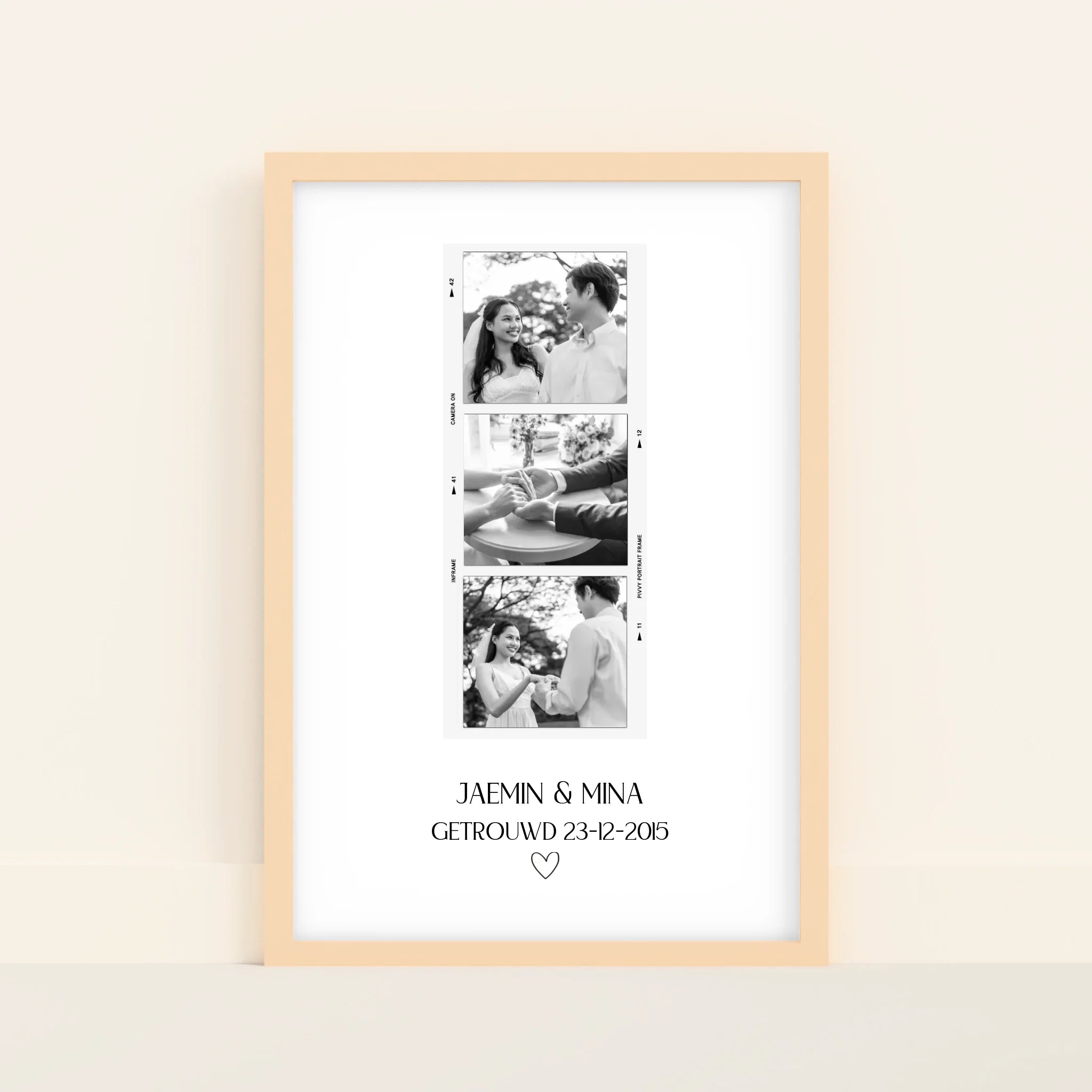 Mockup-Framed-Wood-4060