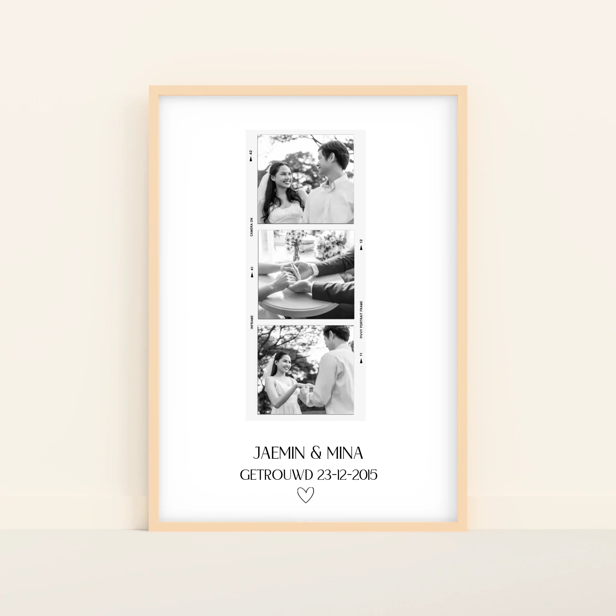 Mockup-Framed-Wood-70100