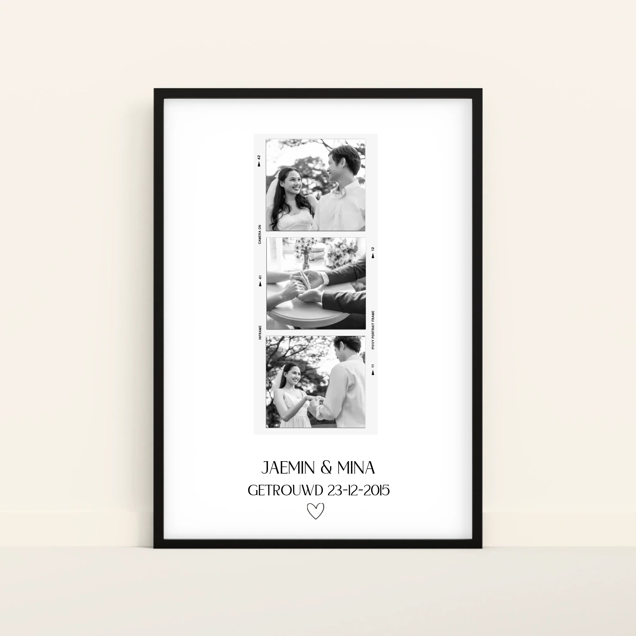 Mockup-Framed-Black-70100