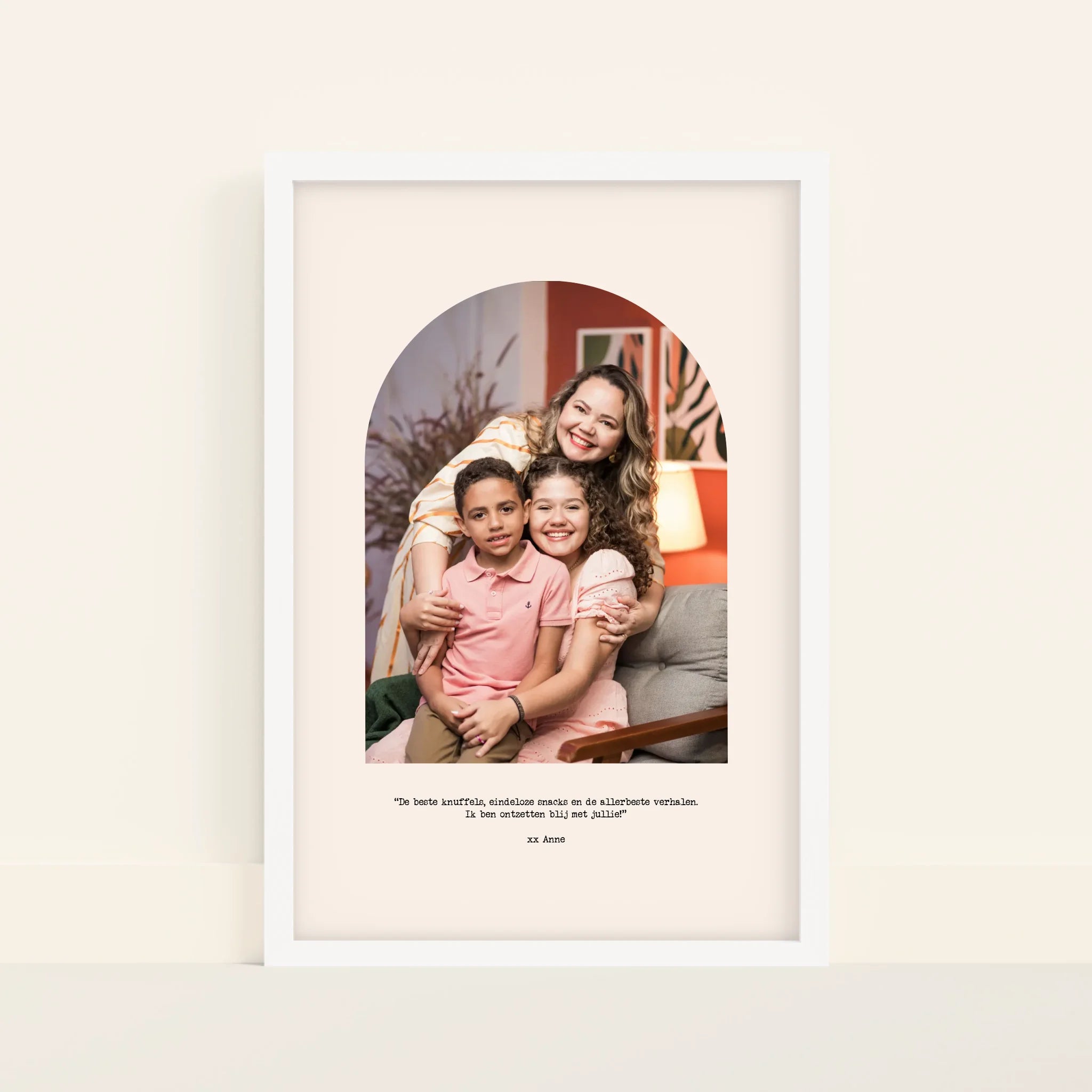 Mockup-Framed-White-4060