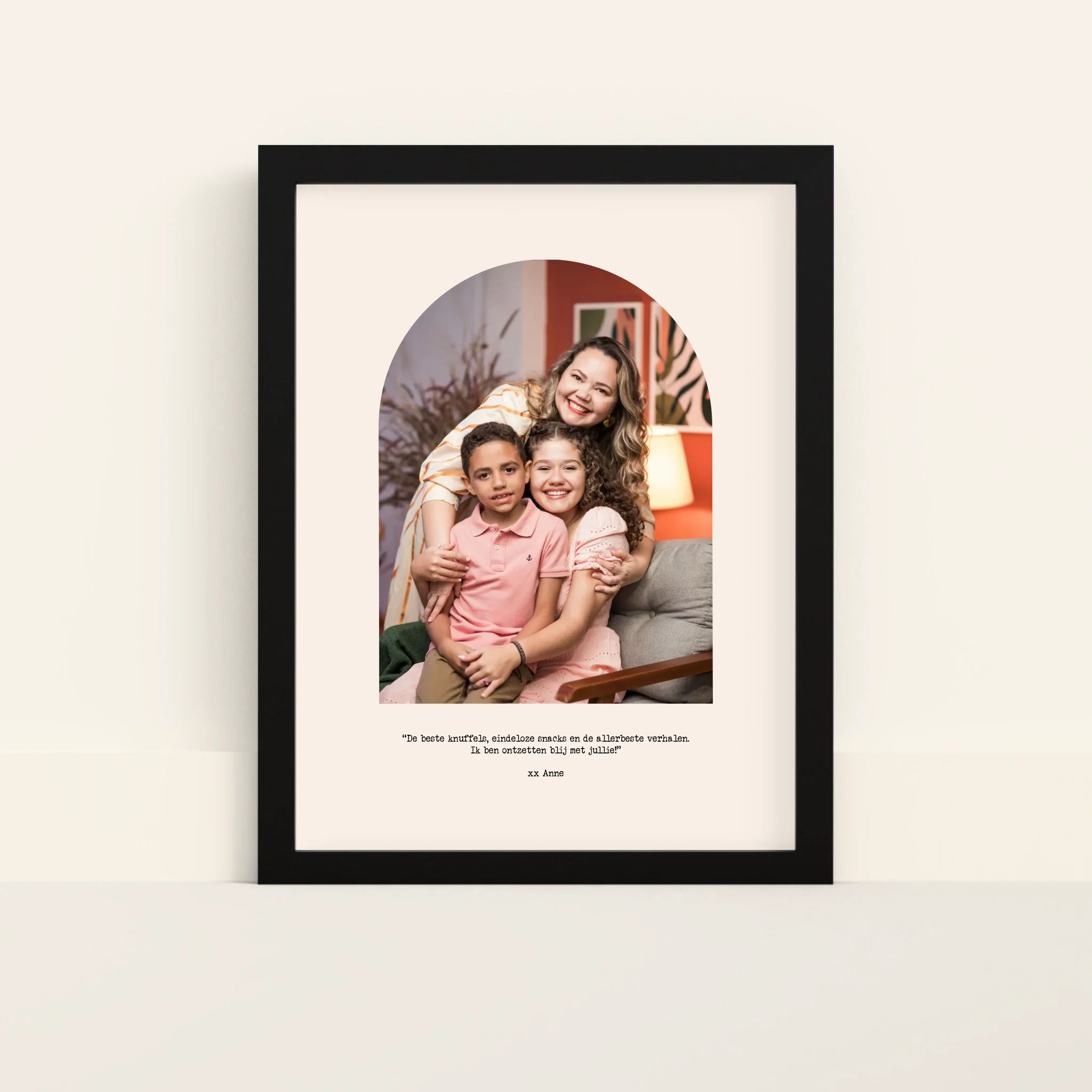 Mockup-Framed-Black-3040