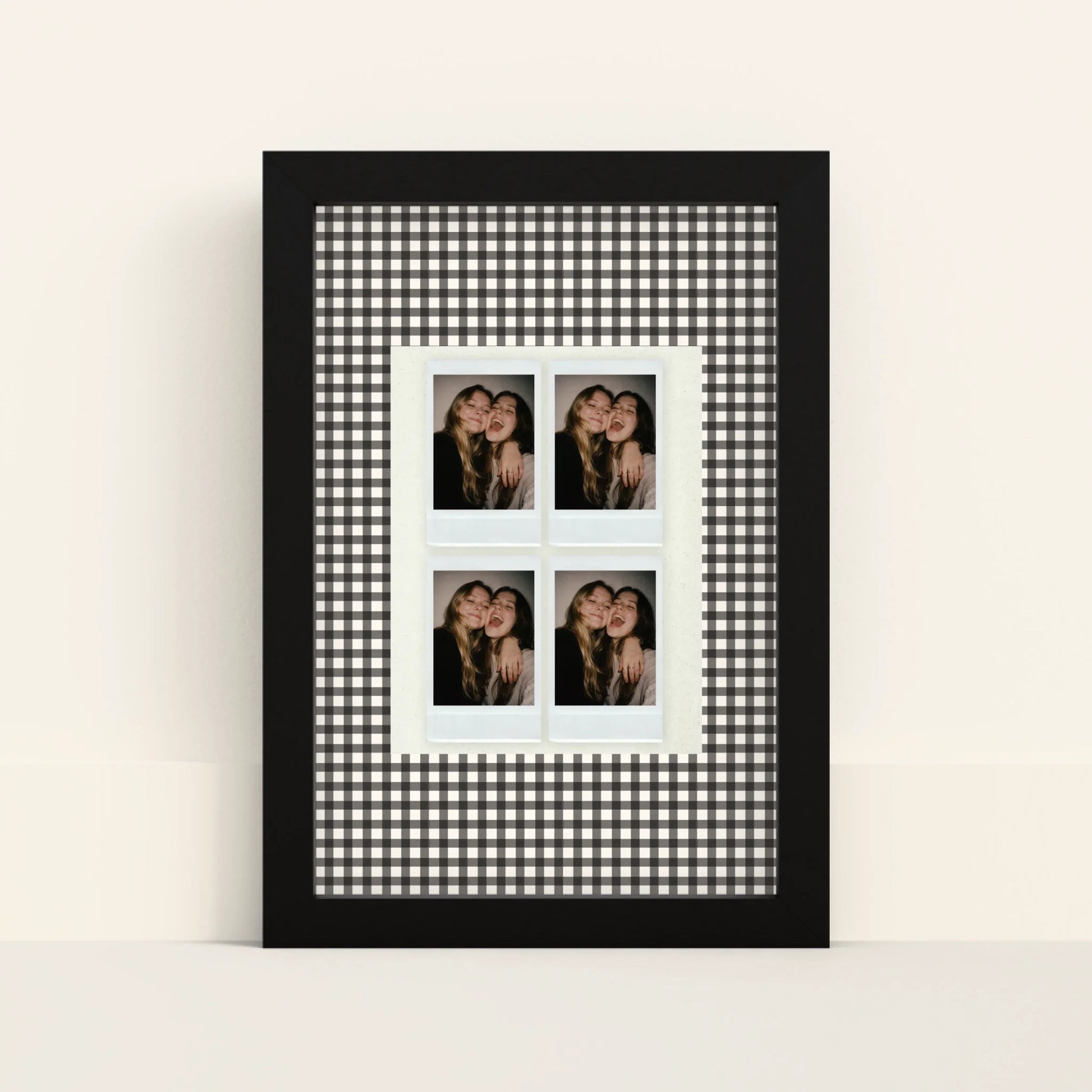 Mockup-Framed-Black-2030