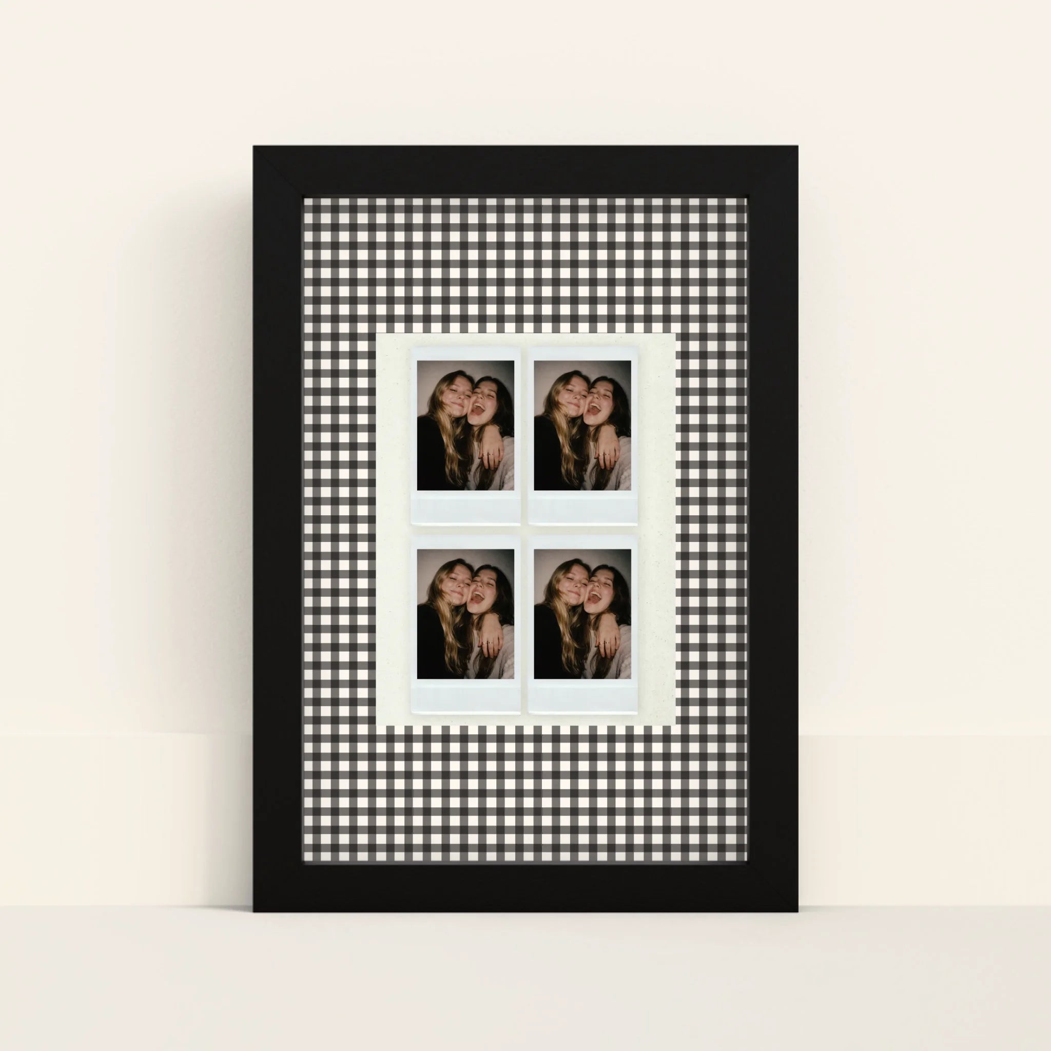 Mockup-Framed-Black-2030