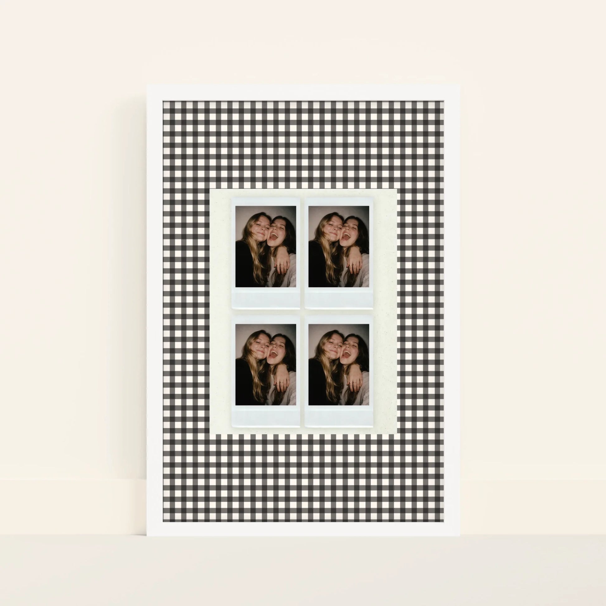 Mockup-Framed-White-4060