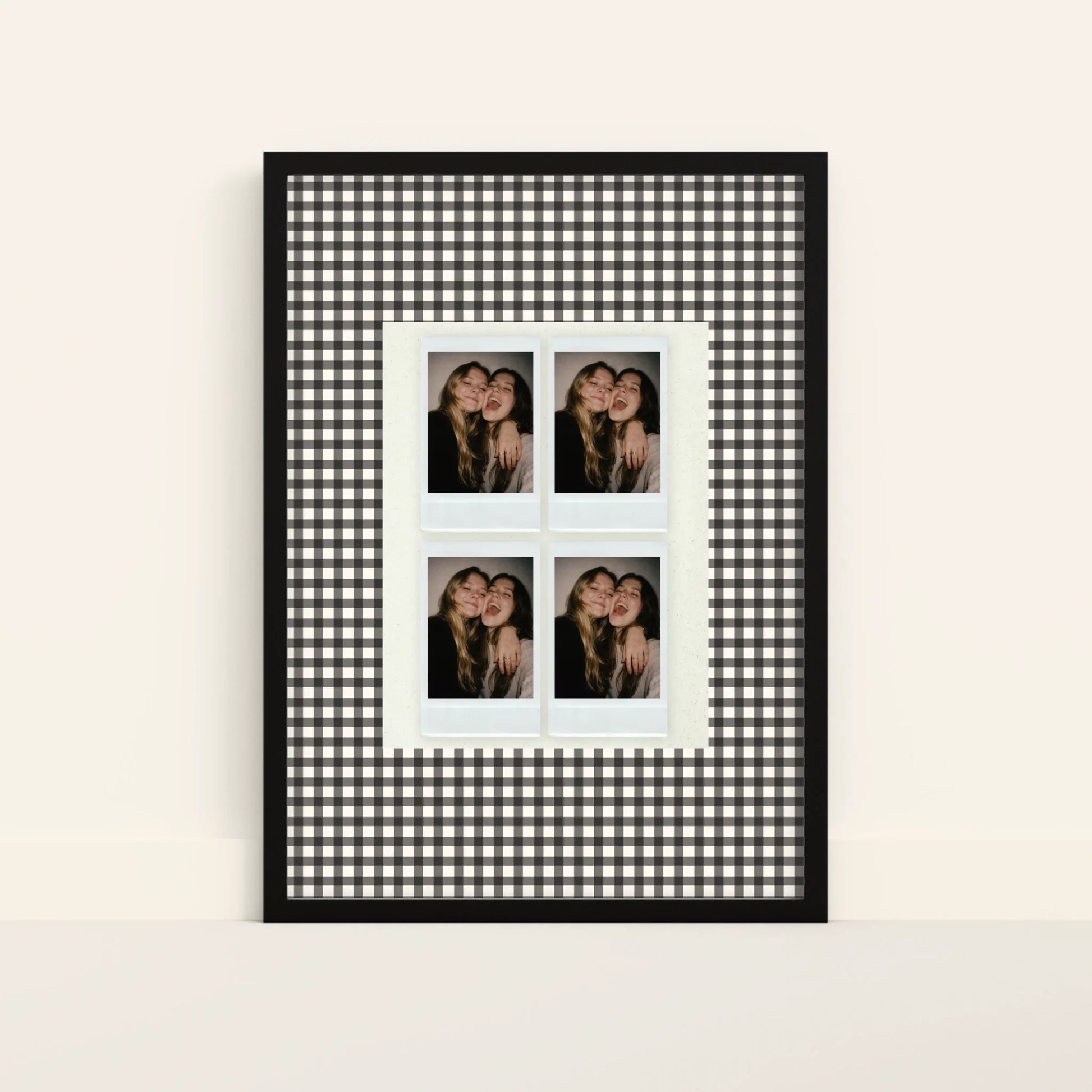 Mockup-Framed-Black-5070