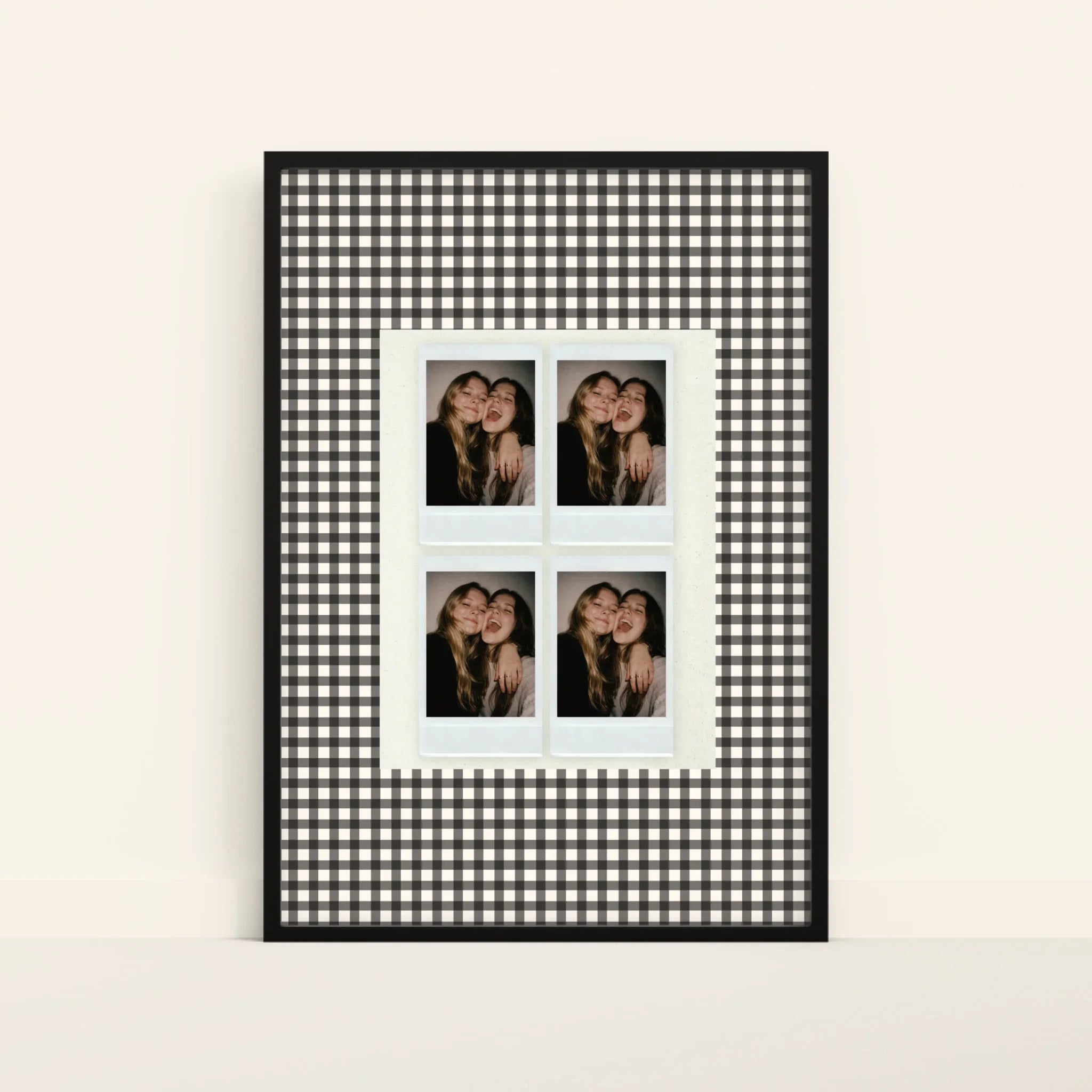 Mockup-Framed-Black-70100