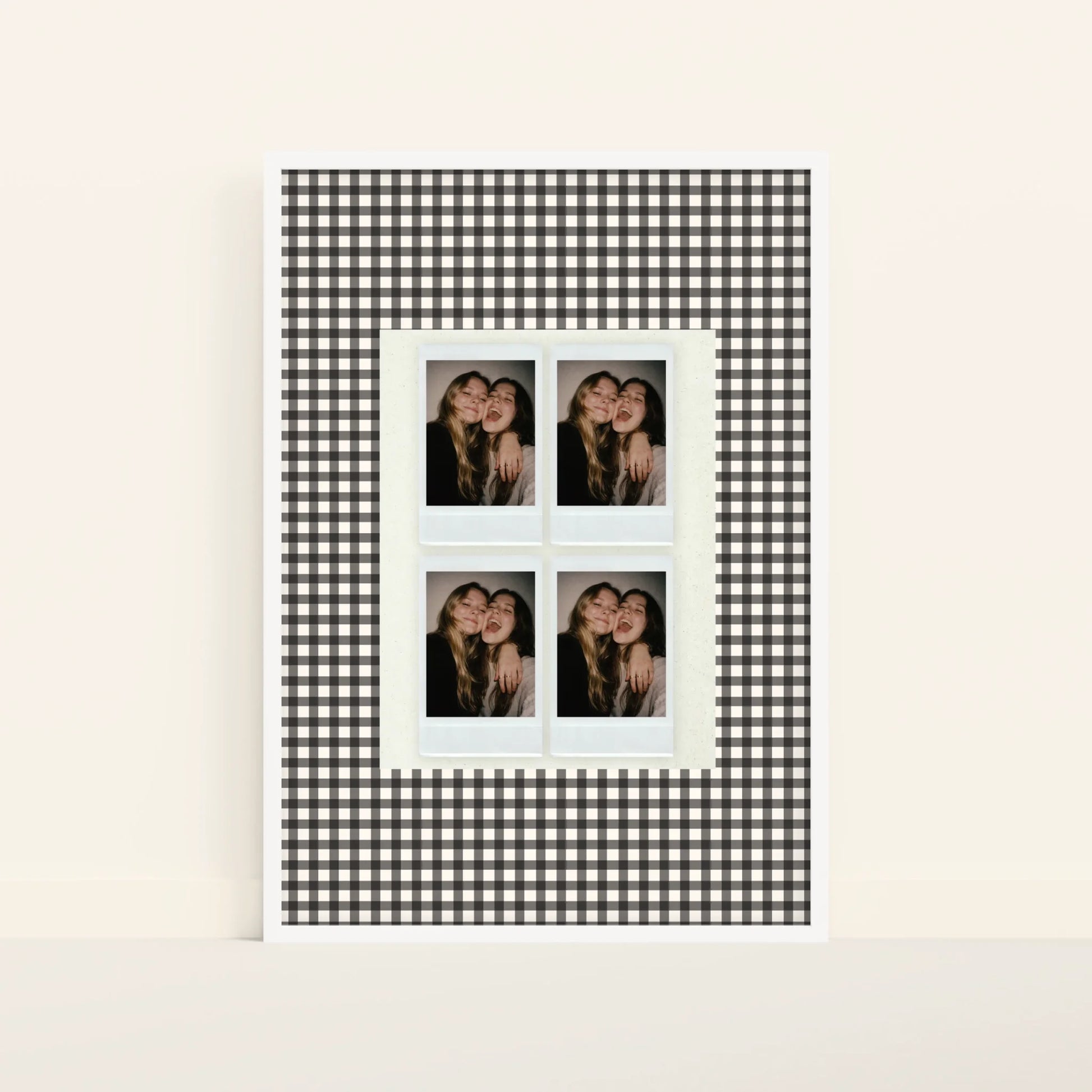 Mockup-Framed-White-70100