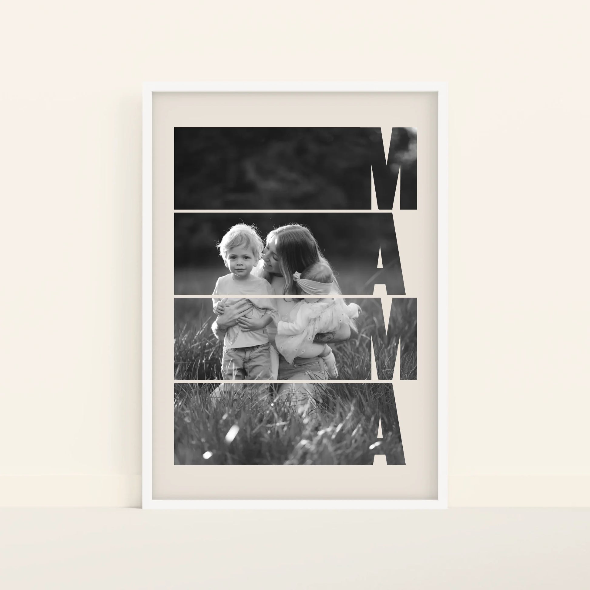 Mockup-Framed-White-70100