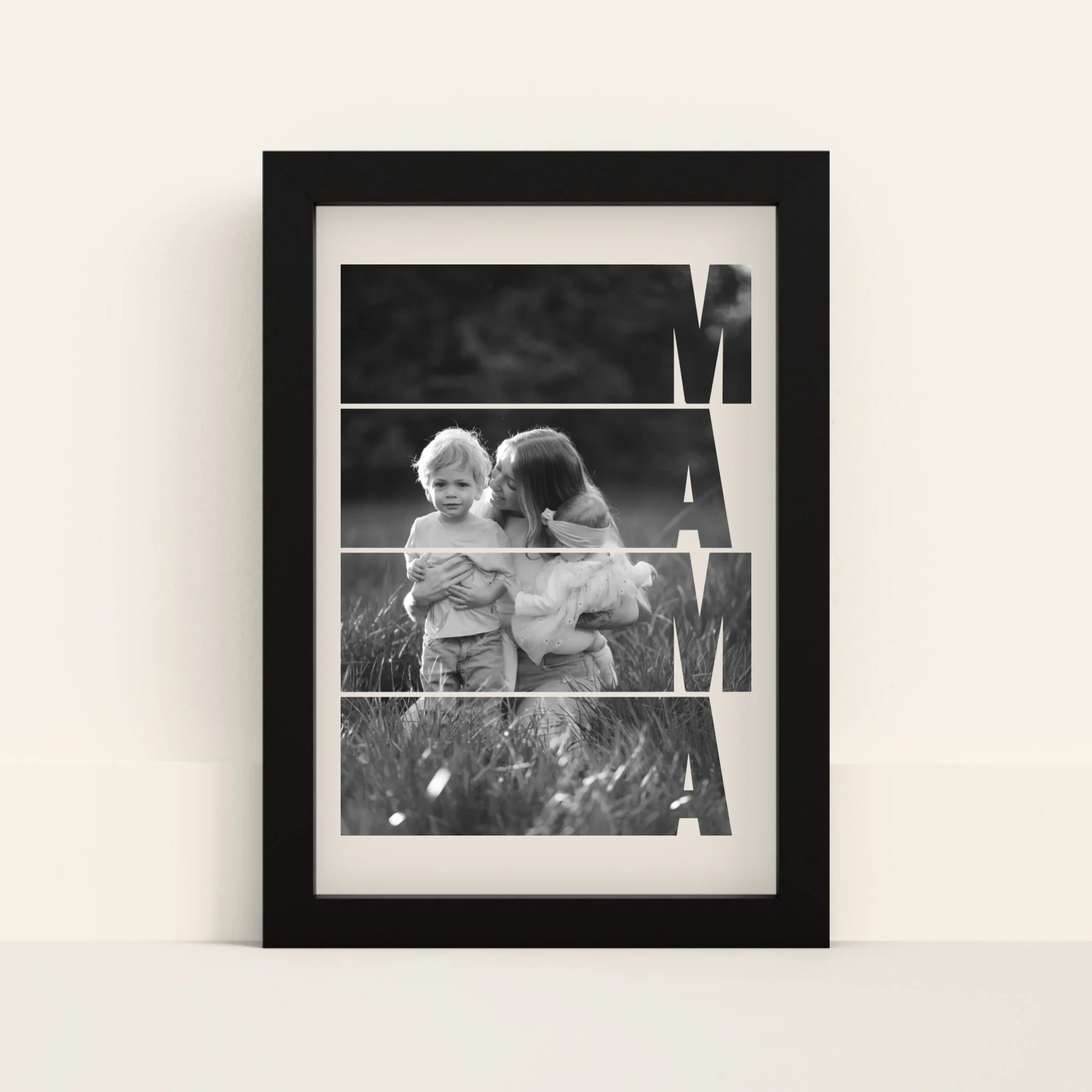 Mockup-Framed-Black-2030