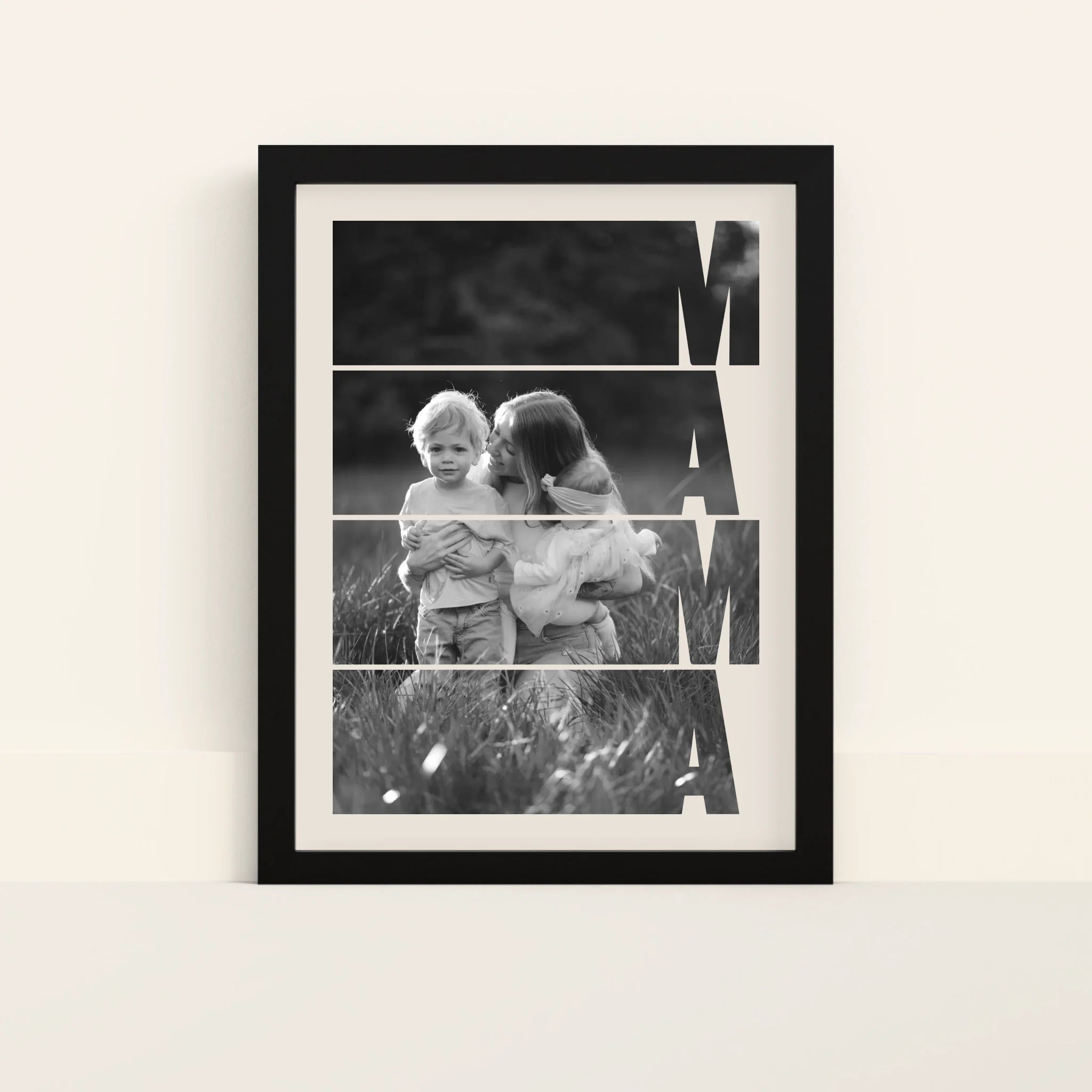 Mockup-Framed-Black-3040