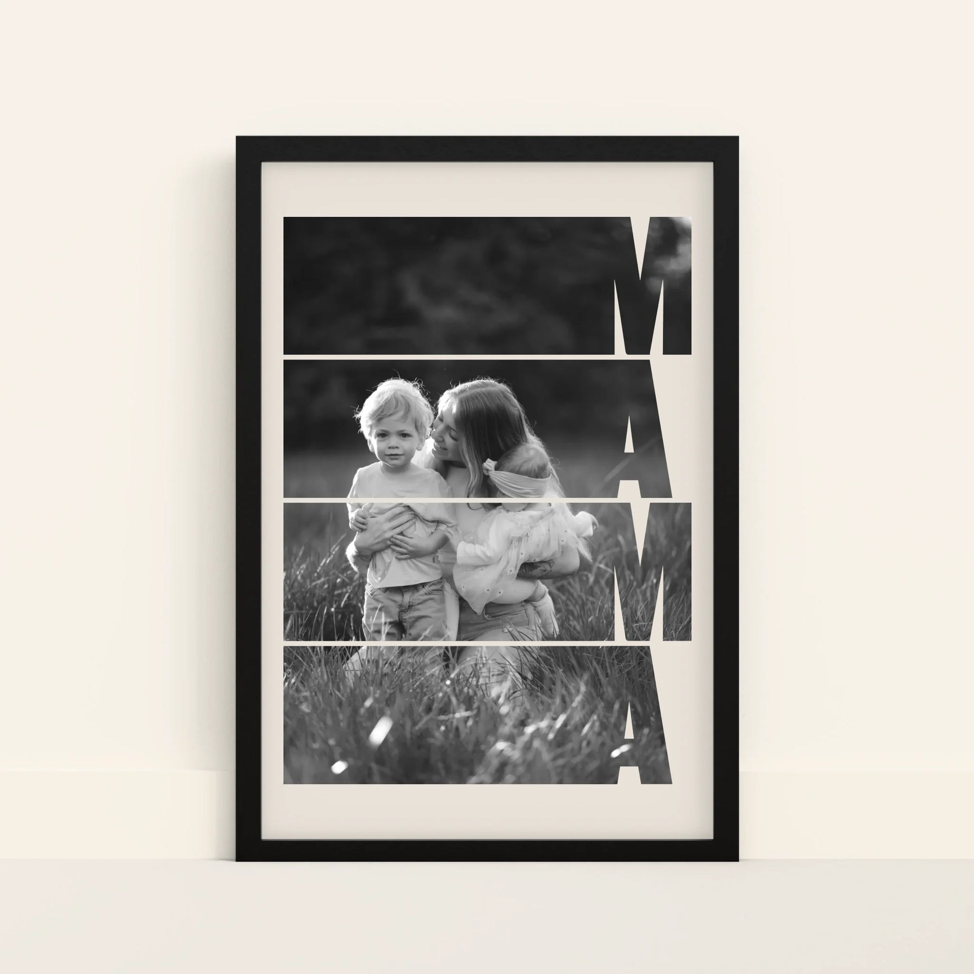 Mockup-Framed-Black-4060