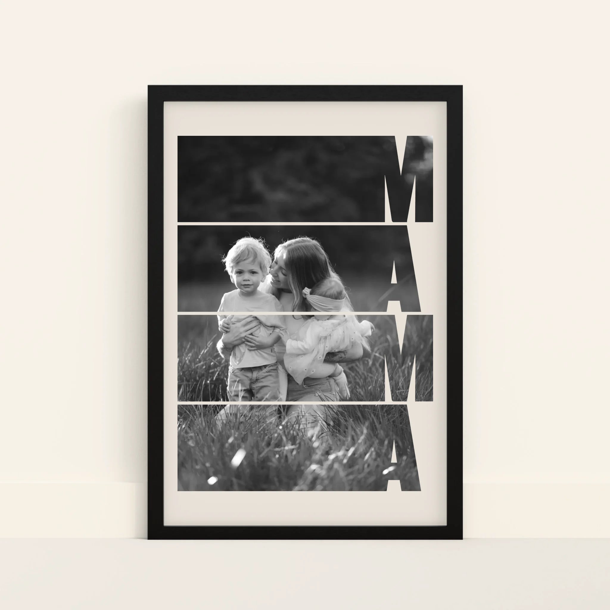Mockup-Framed-Black-4060