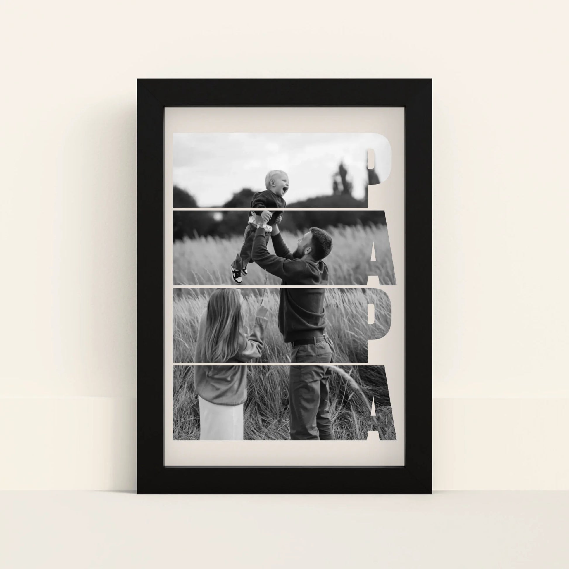 Mockup-Framed-Black-2030