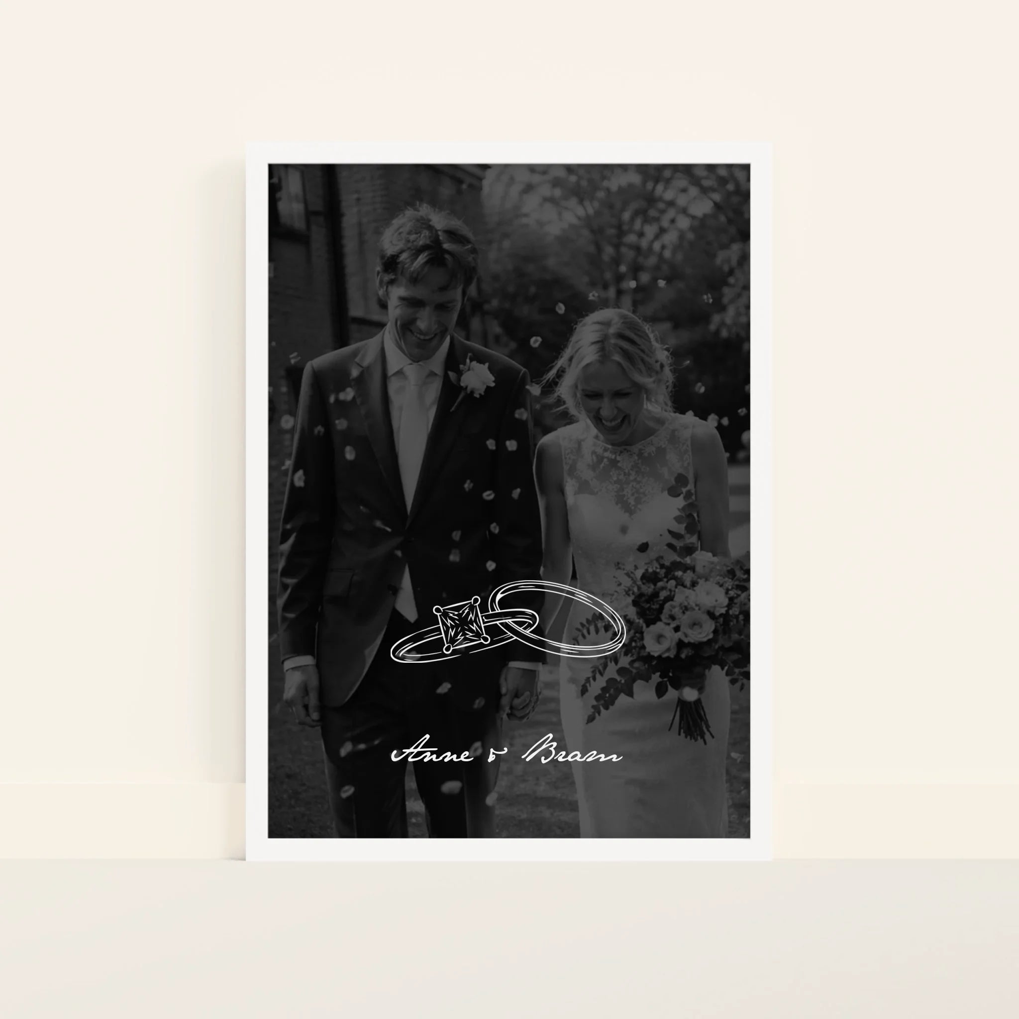 Mockup-Framed-White-5070