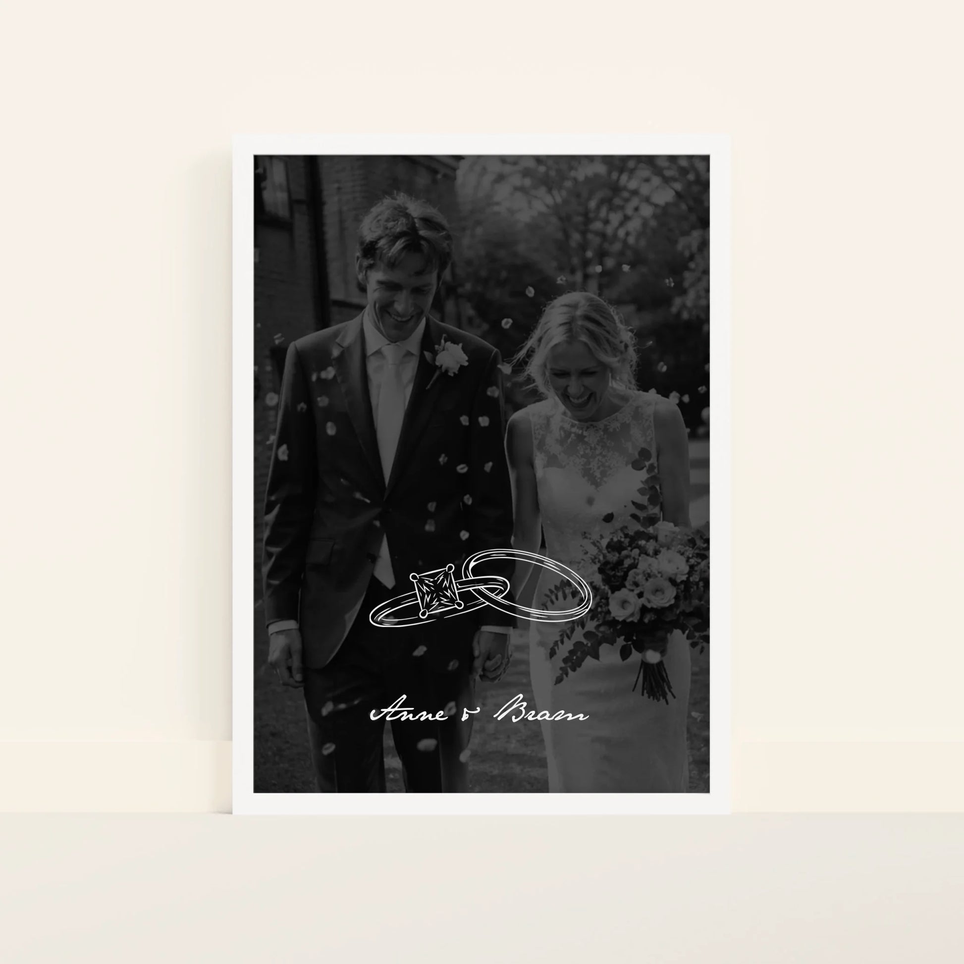 Mockup-Framed-White-5070