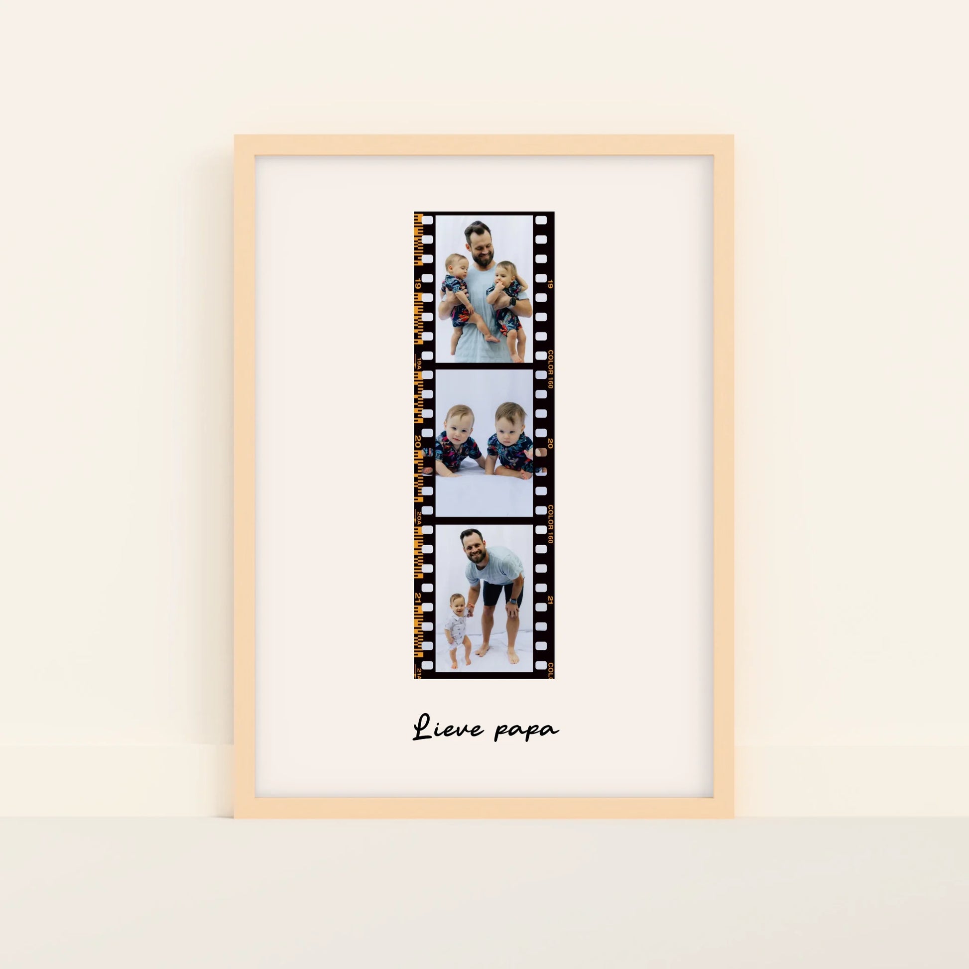 Mockup-Framed-Wood-5070