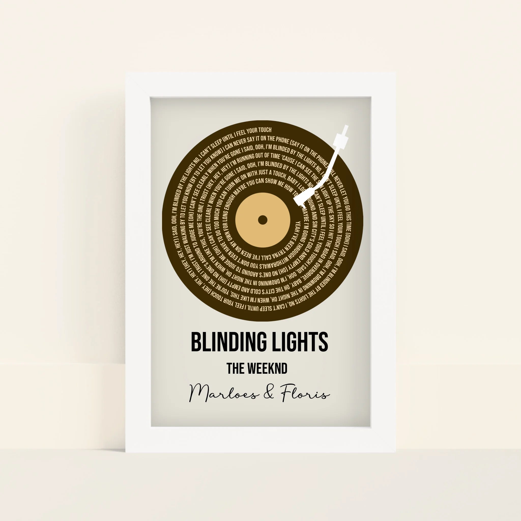 Mockup-Framed-White-2030