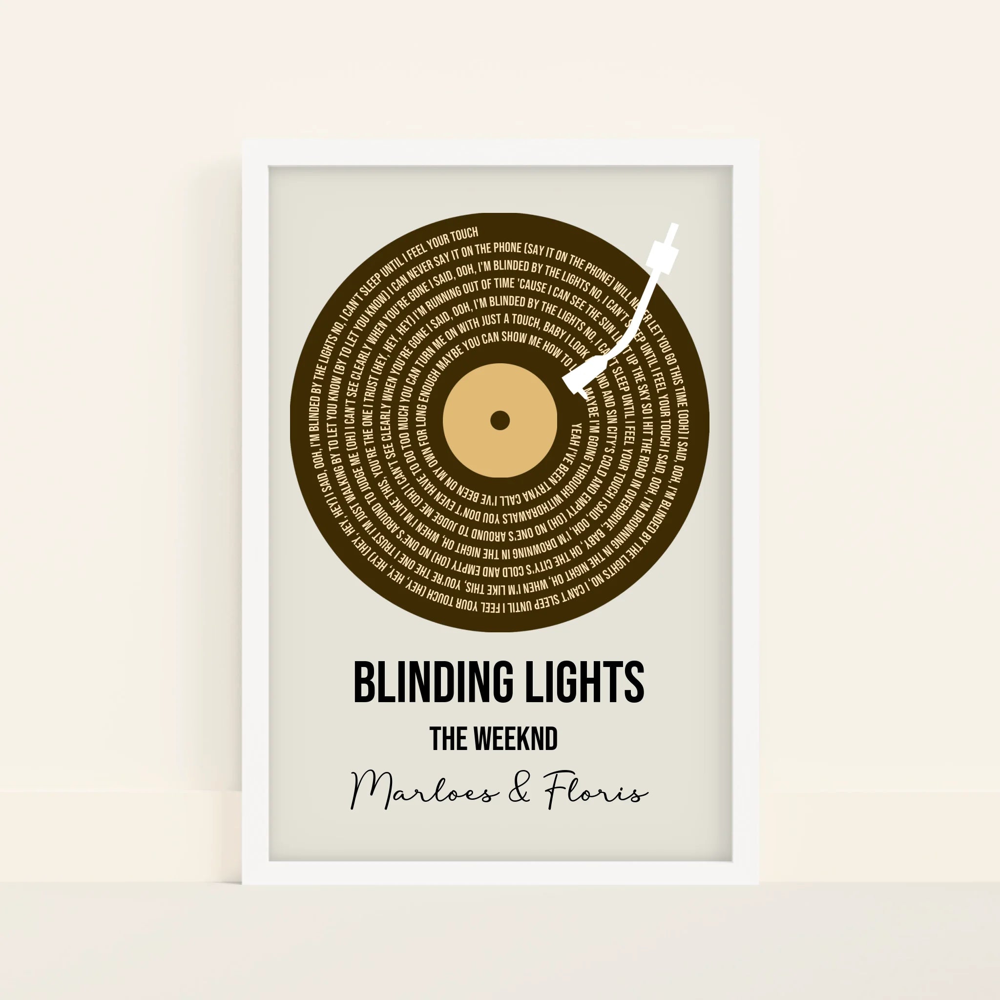 Mockup-Framed-White-4060
