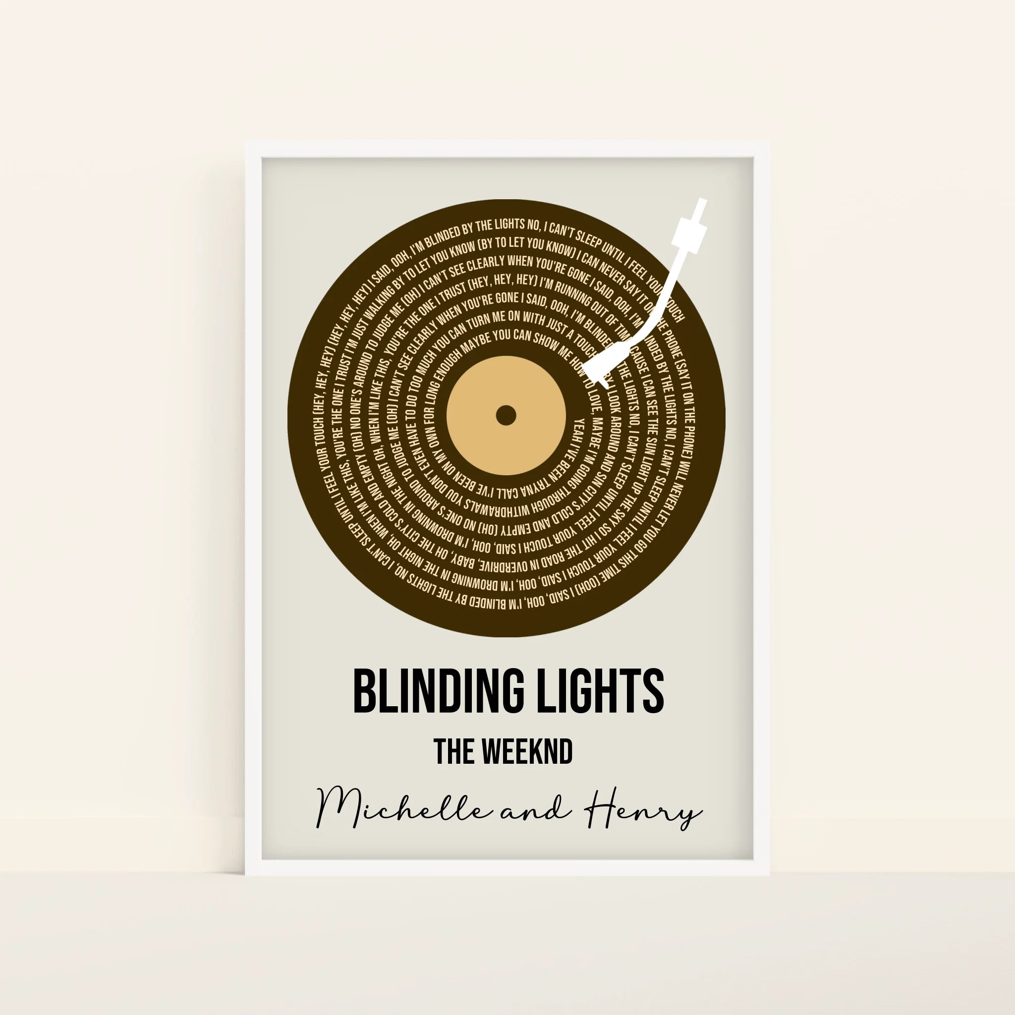Mockup-Framed-White-70100
