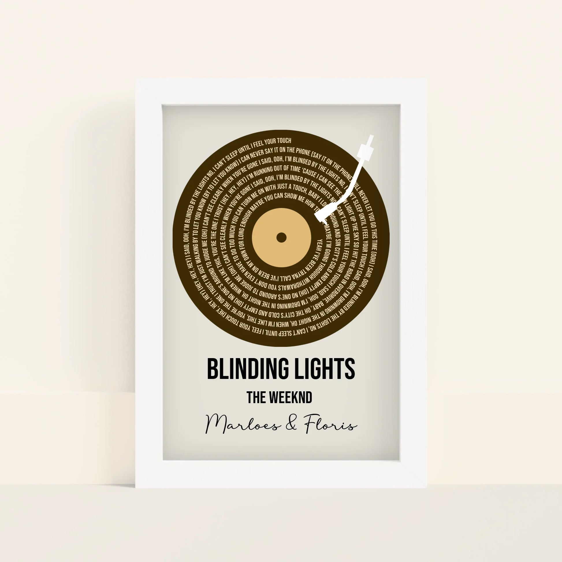 Mockup-Framed-White-2030