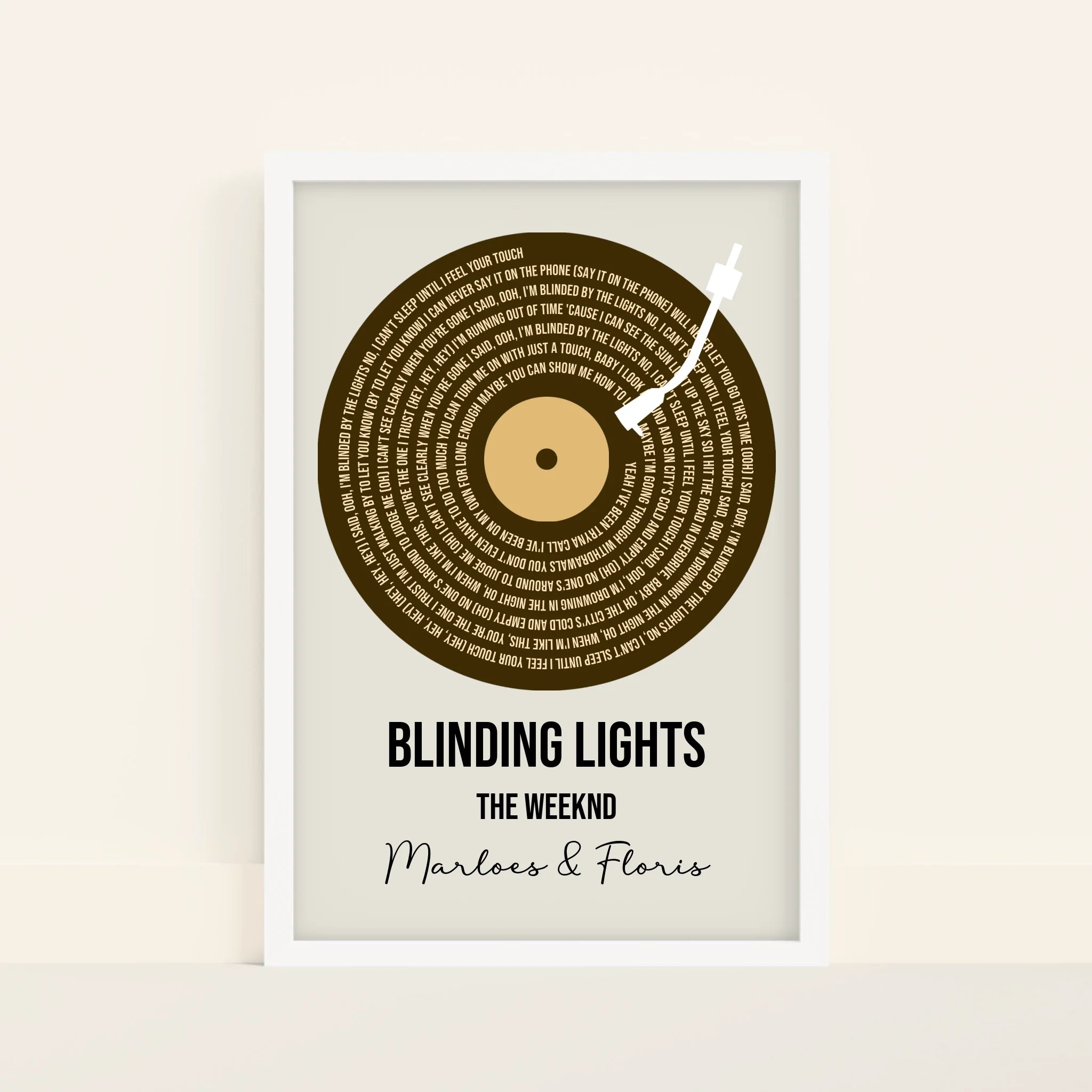 Mockup-Framed-White-4060