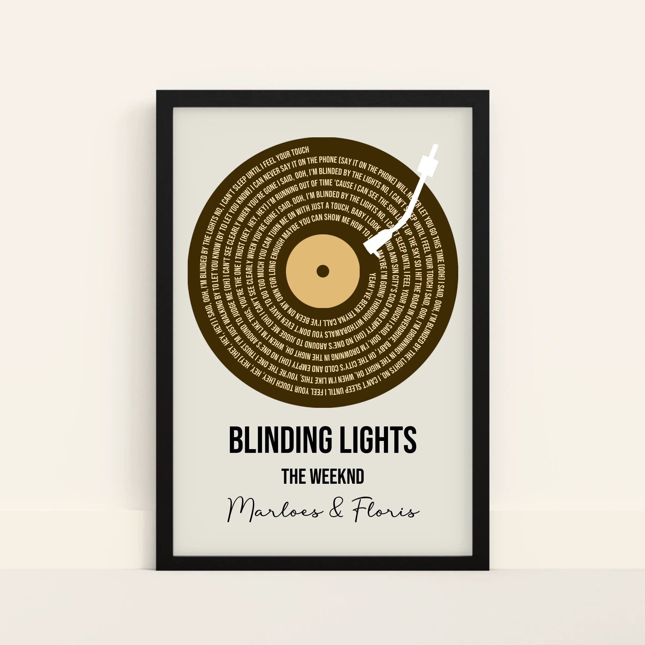 Mockup-Framed-Black-4060