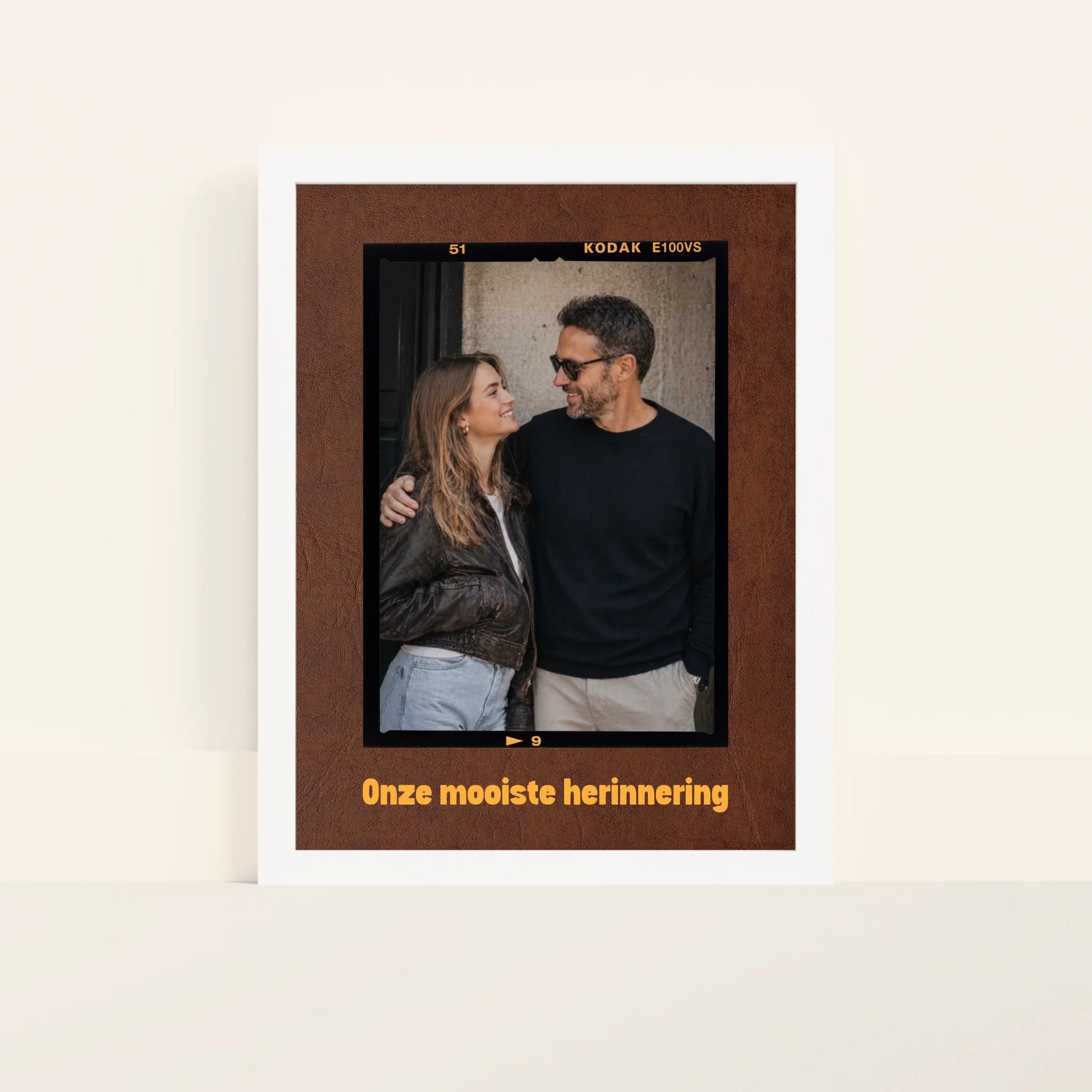 Mockup-Framed-White-3040