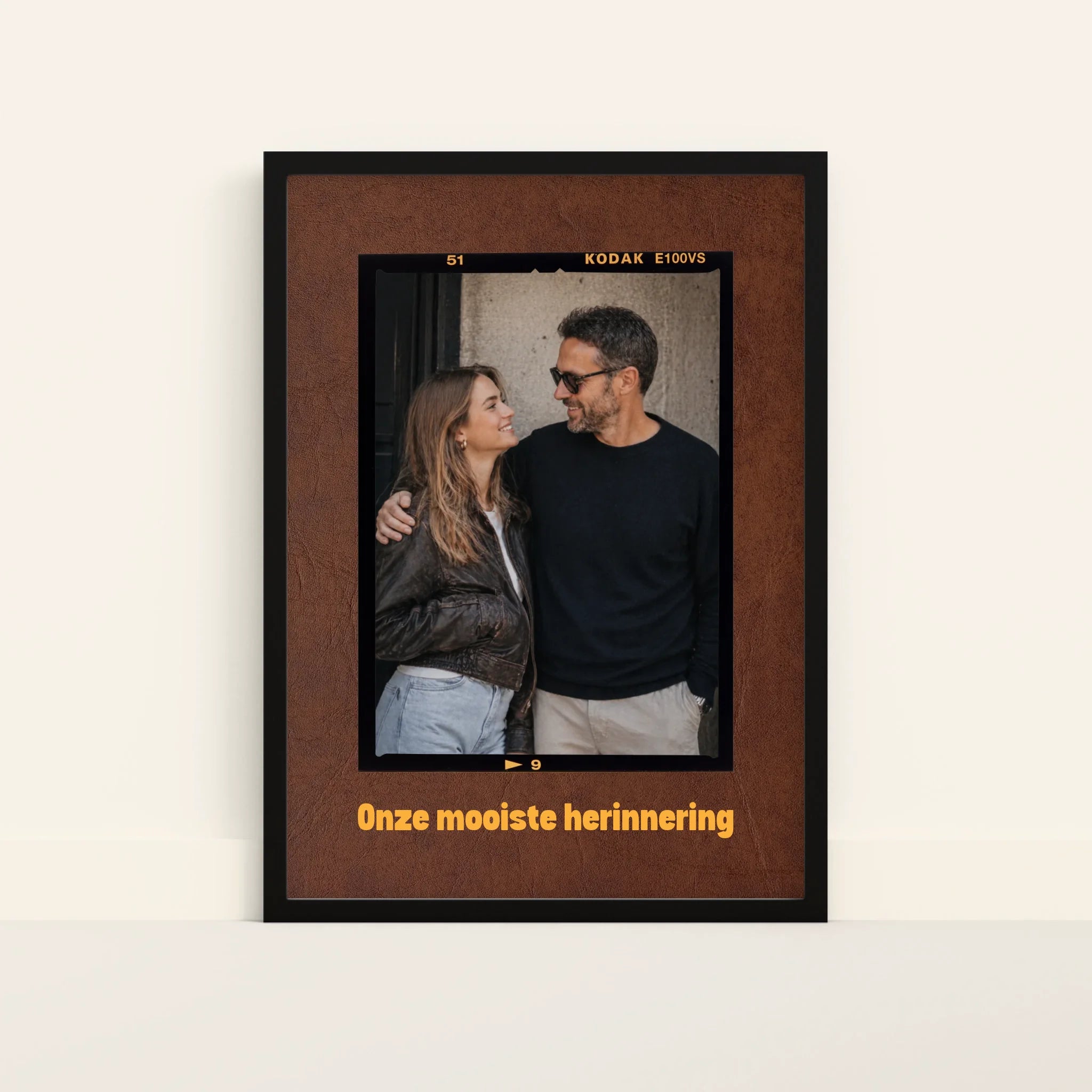 Mockup-Framed-Black-5070