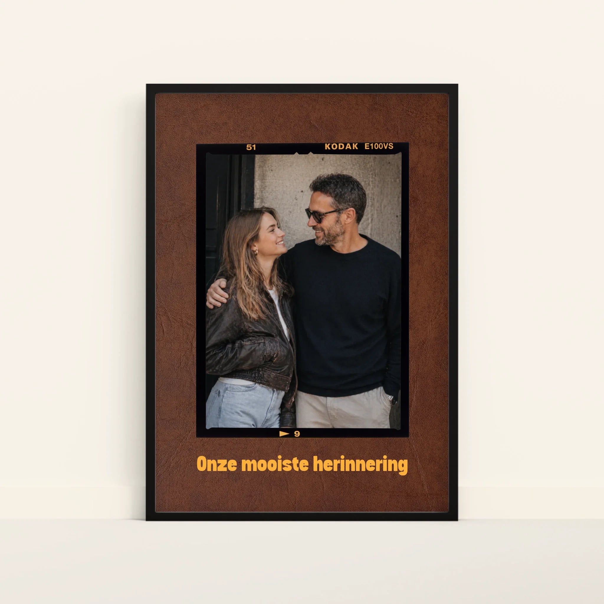 Mockup-Framed-Black-70100