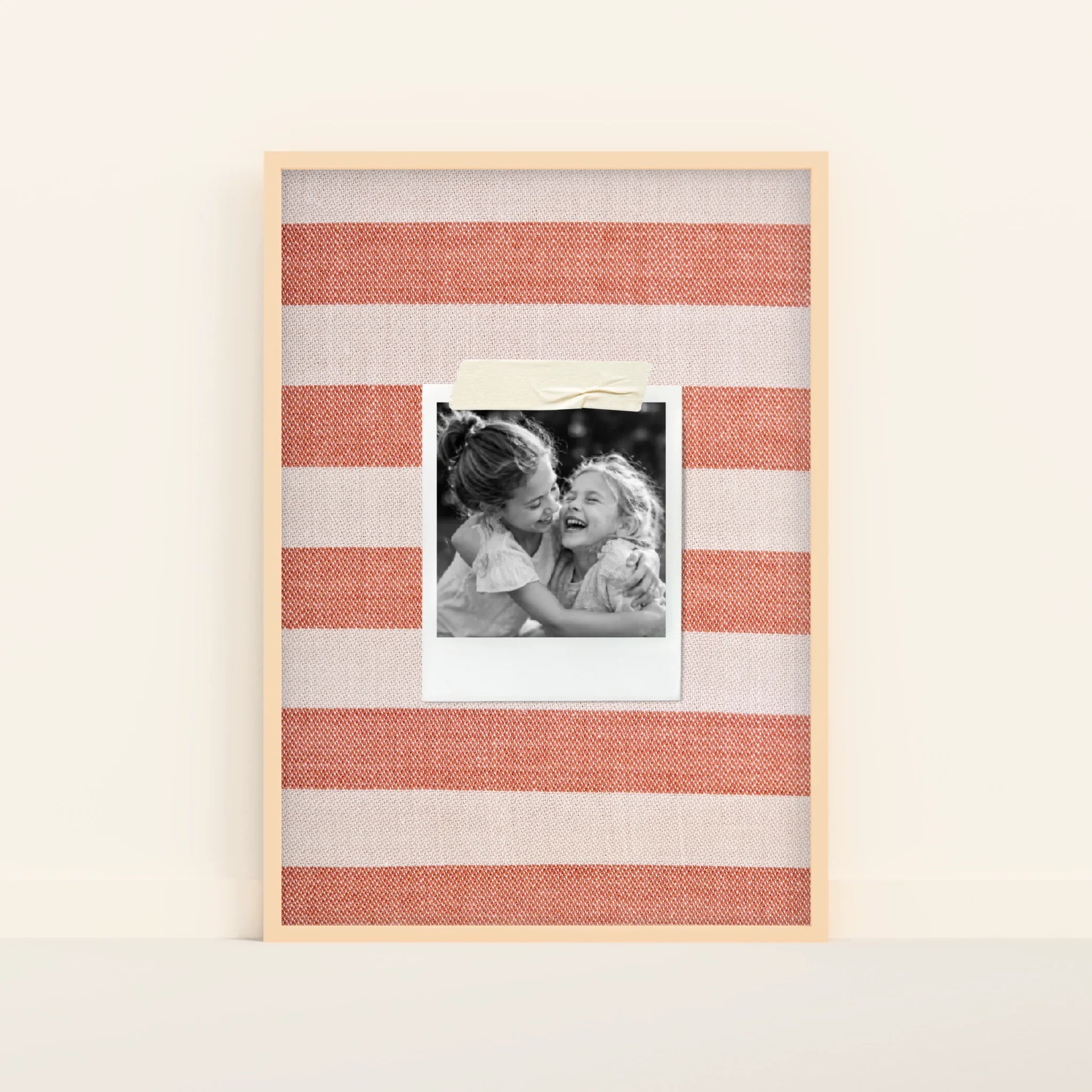 Mockup-Framed-Wood-70100