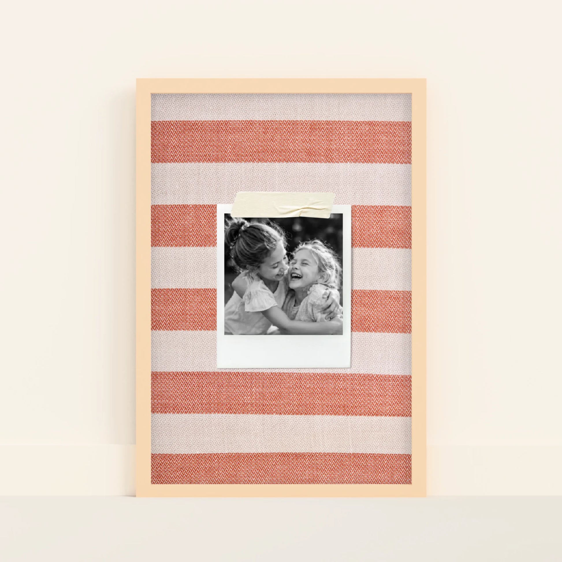 Mockup-Framed-Wood-4060