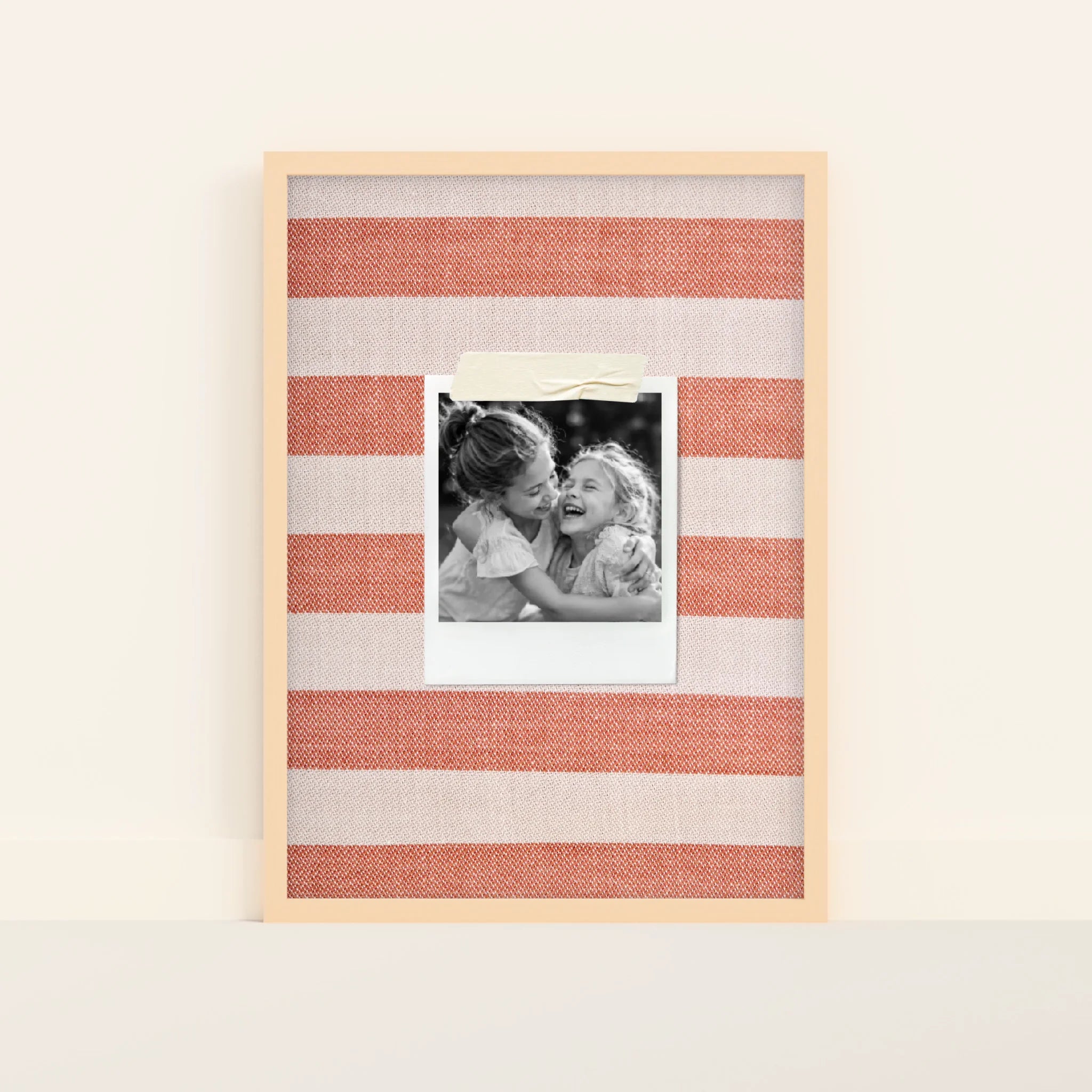 Mockup-Framed-Wood-5070