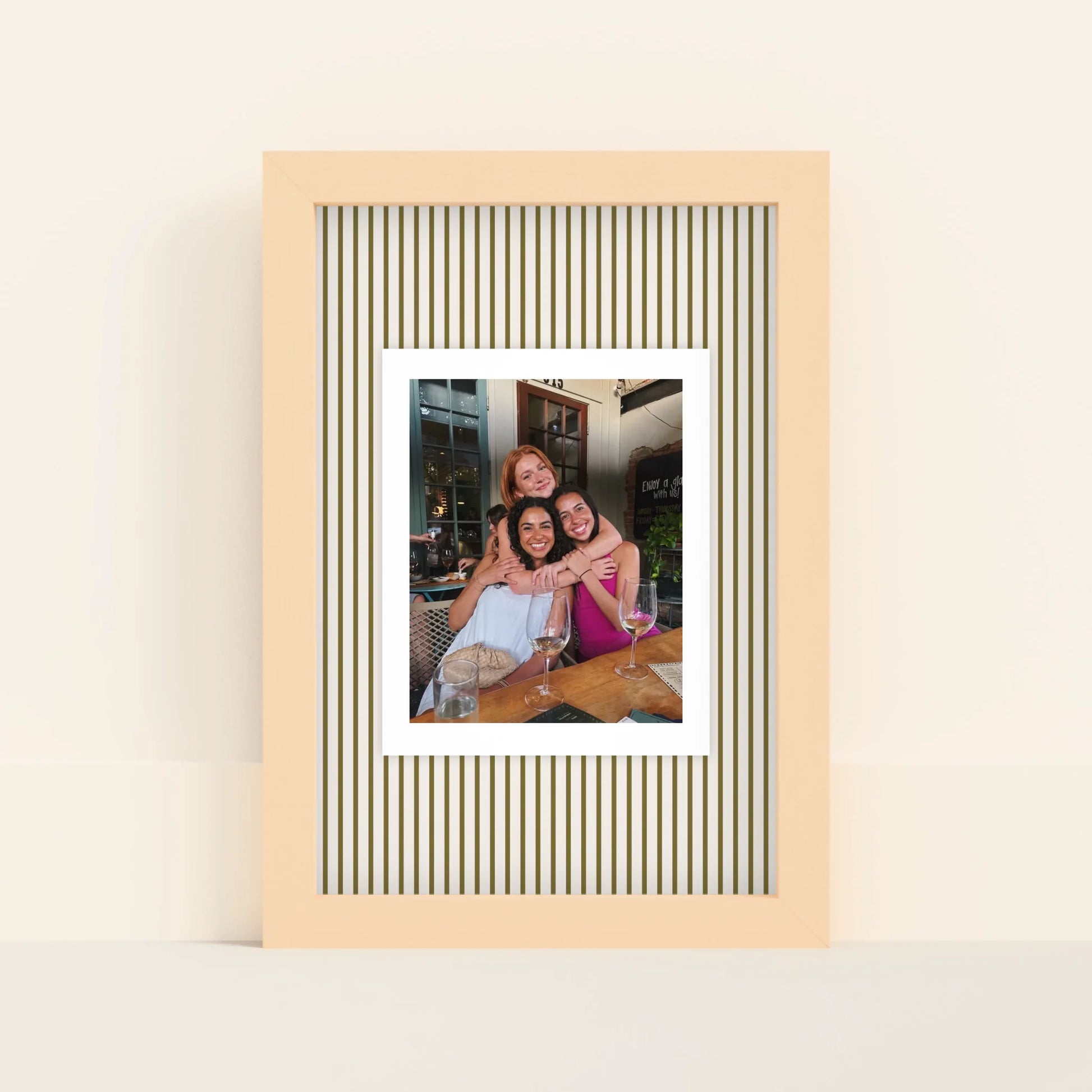 Mockup-Framed-Wood-2030