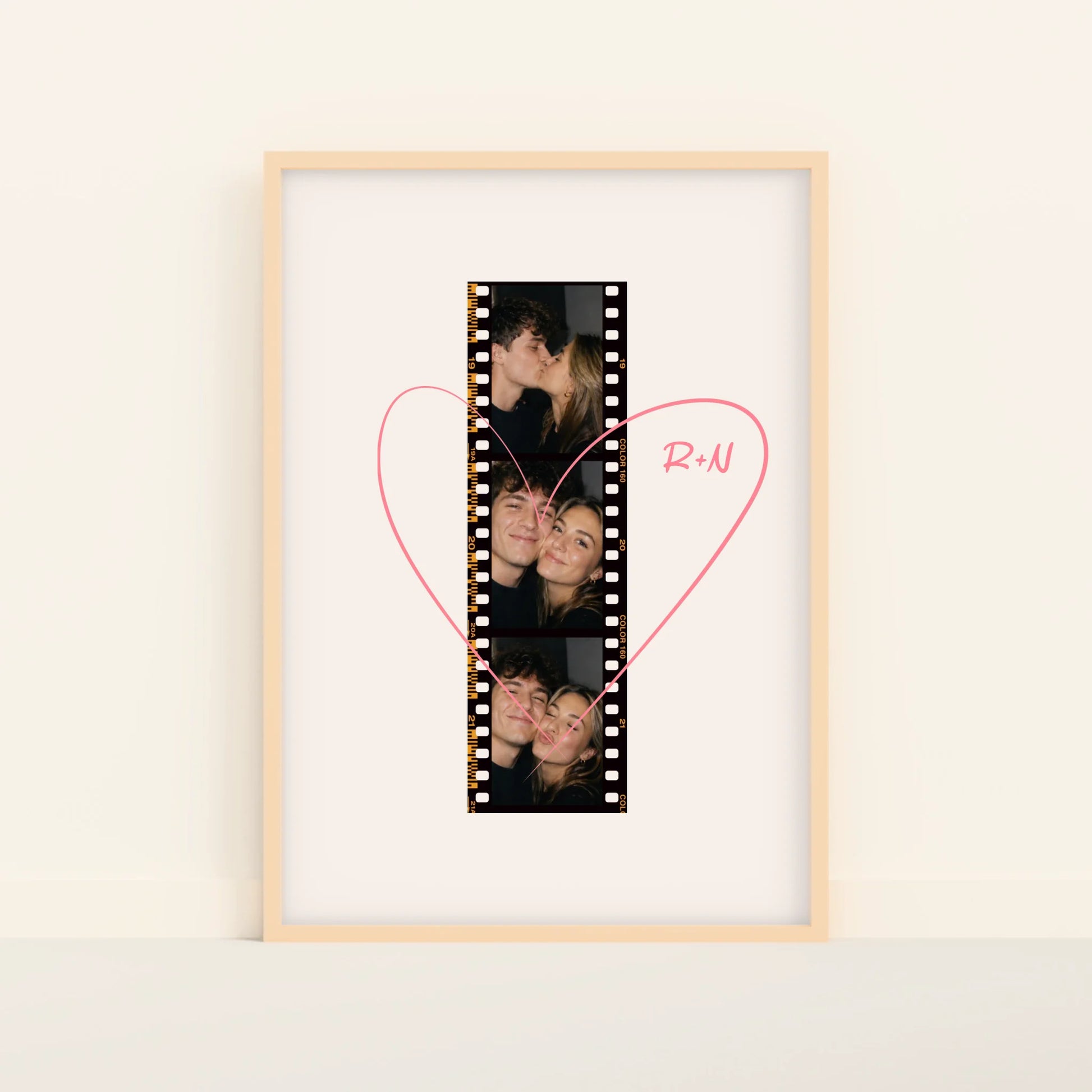 Mockup-Framed-Wood-70100