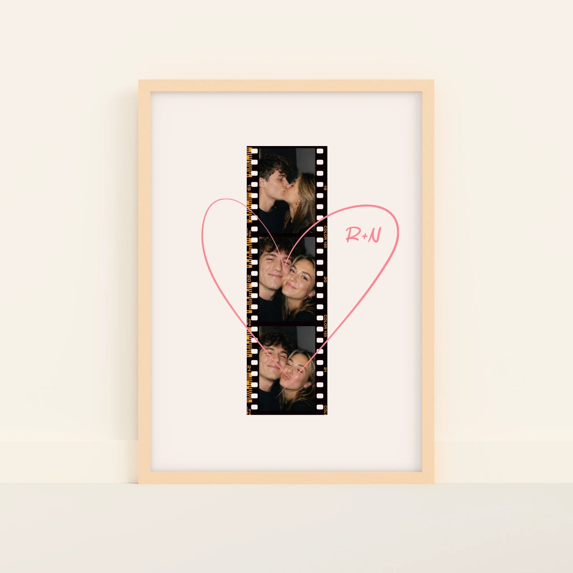 Mockup-Framed-Wood-5070
