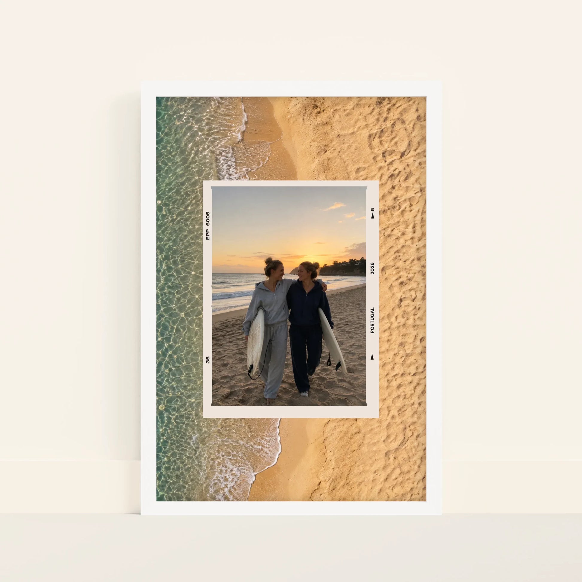Mockup-Framed-White-4060