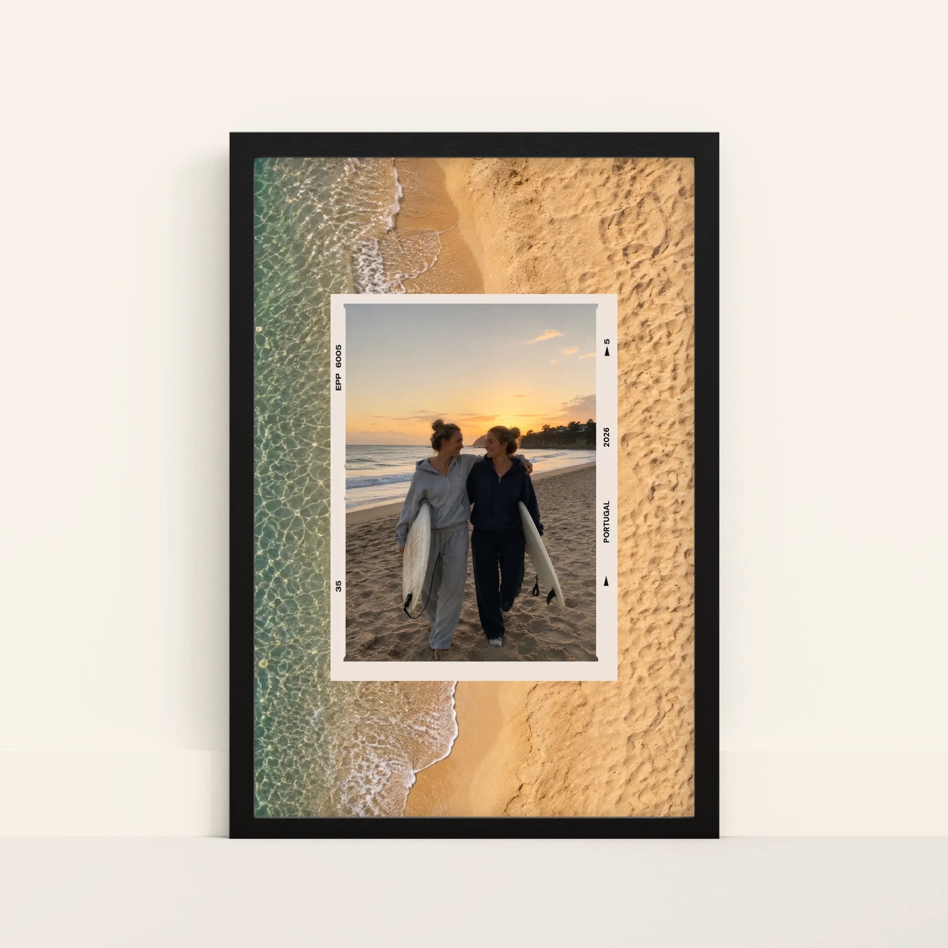 Mockup-Framed-Black-4060