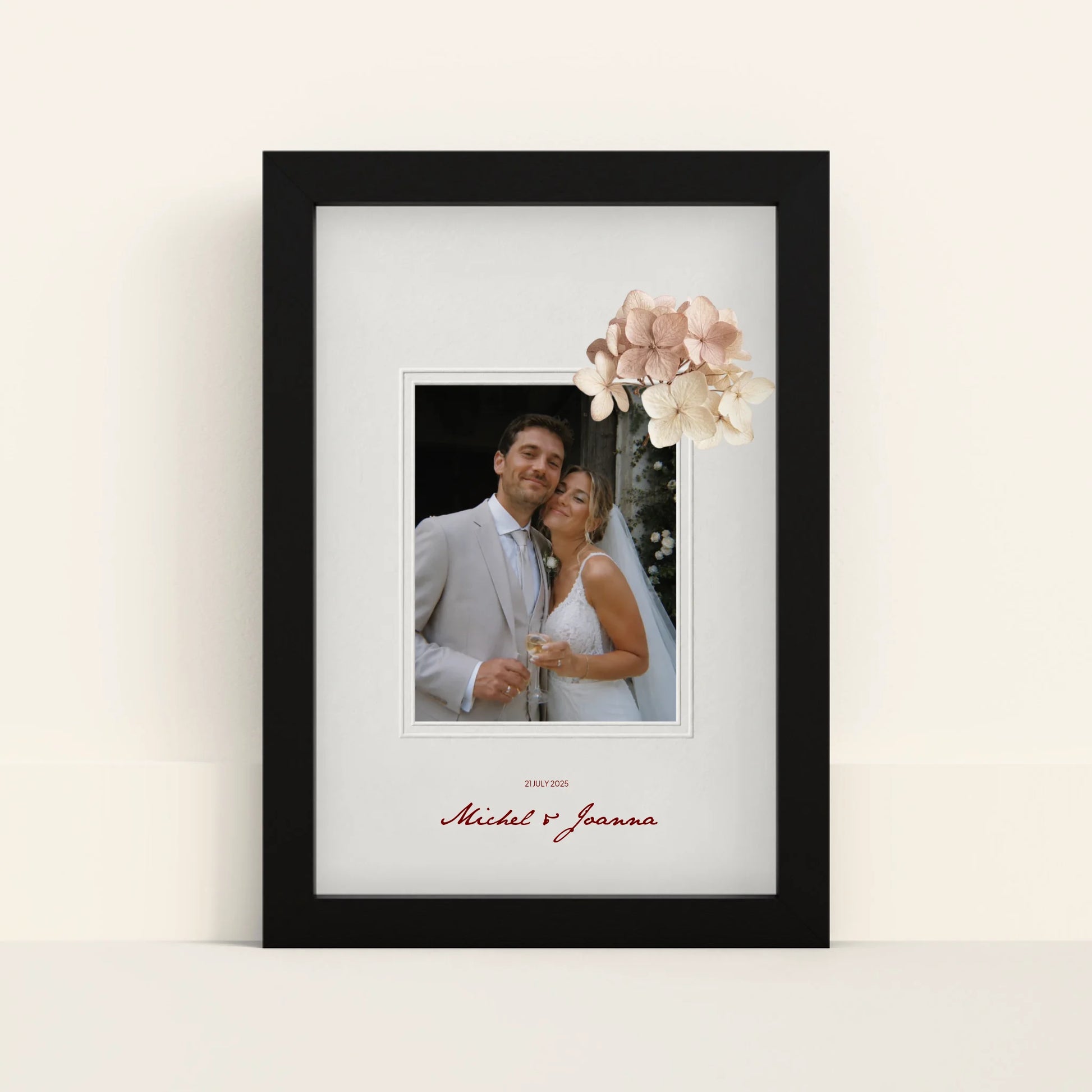 Mockup-Framed-Black-2030