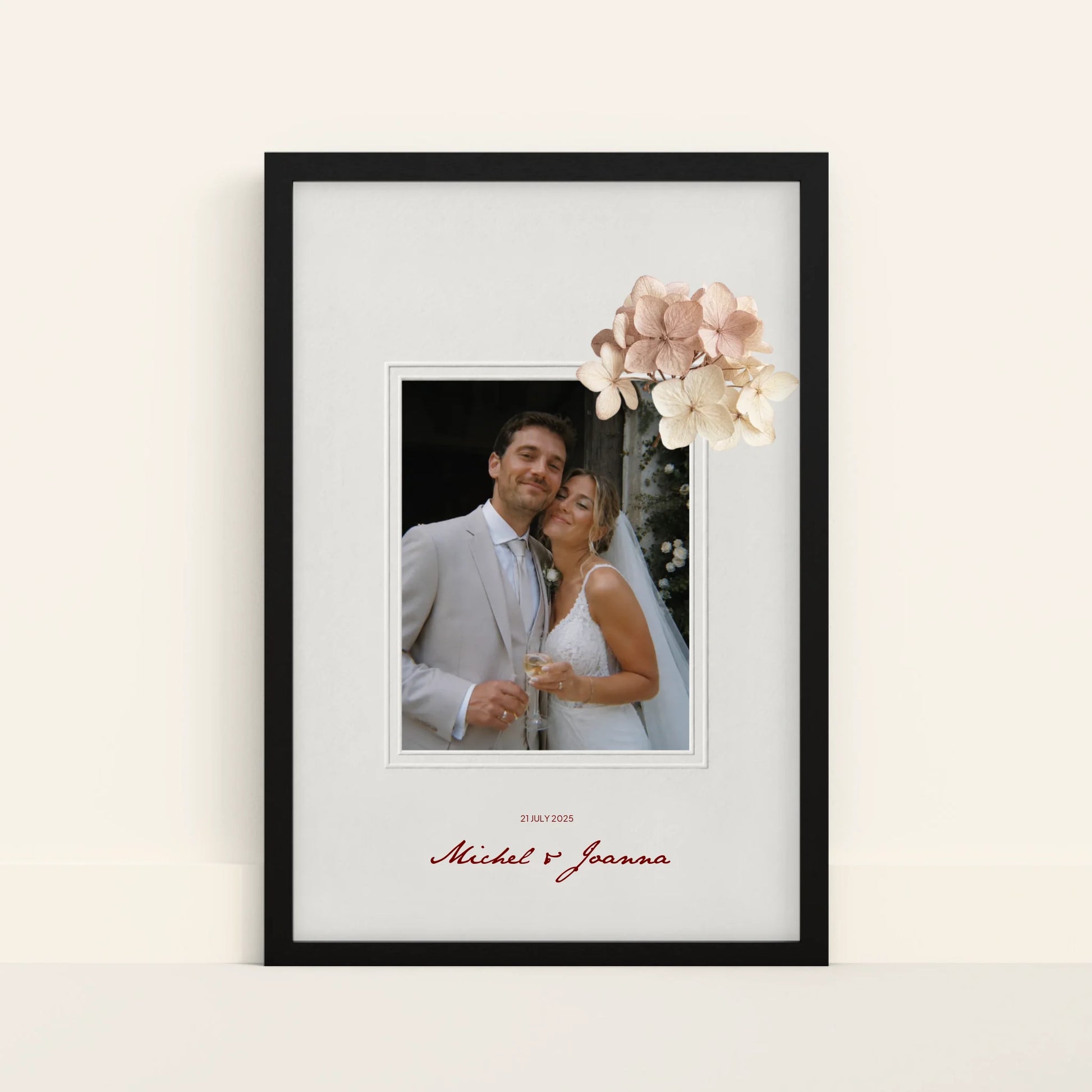 Mockup-Framed-Black-4060