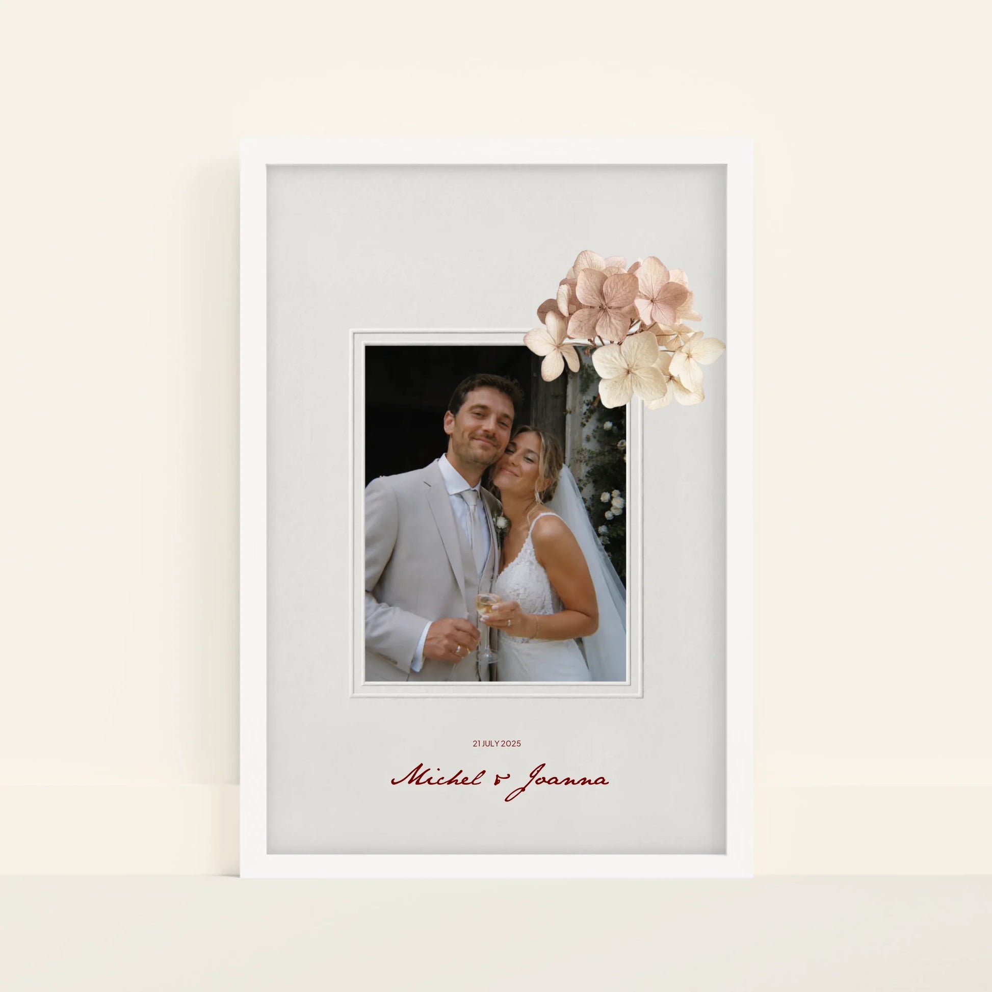 Mockup-Framed-White-4060