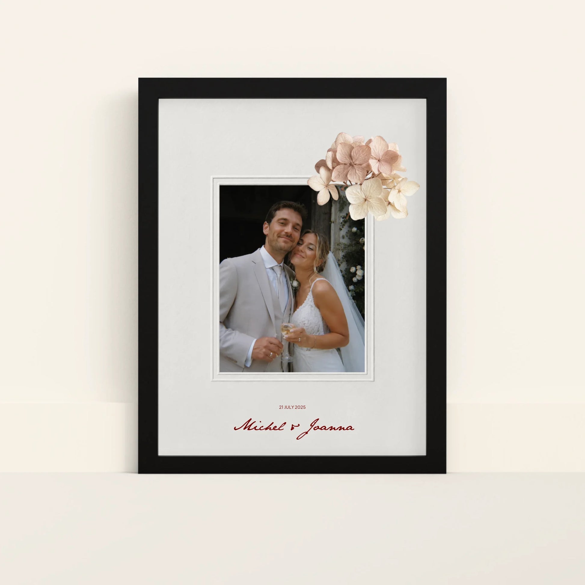 Mockup-Framed-Black-3040