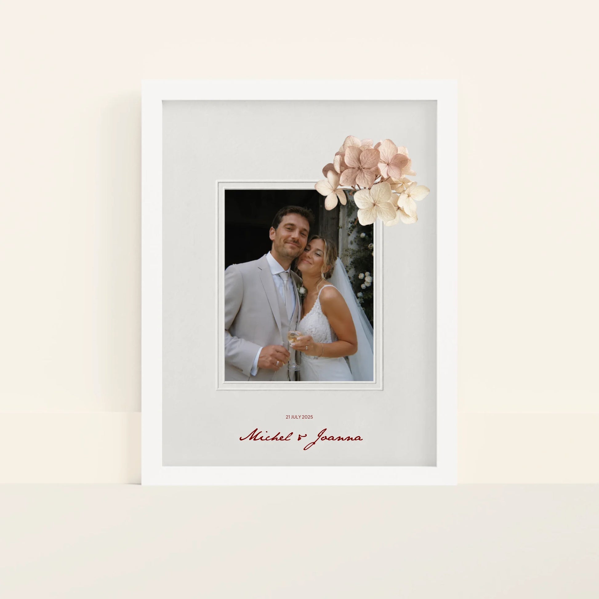 Mockup-Framed-White-3040