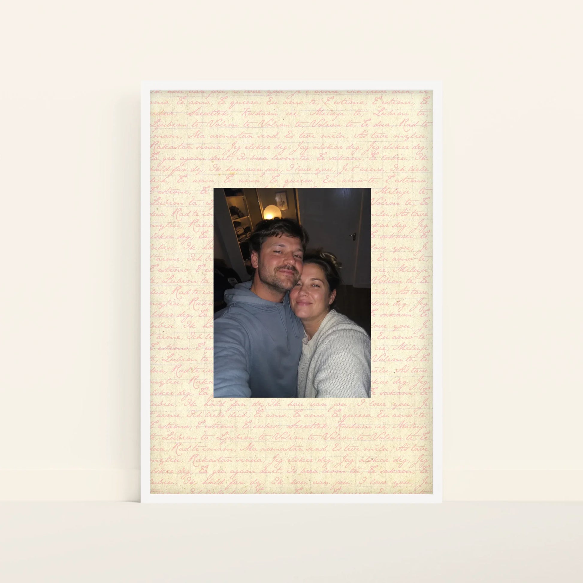 Mockup-Framed-White-70100