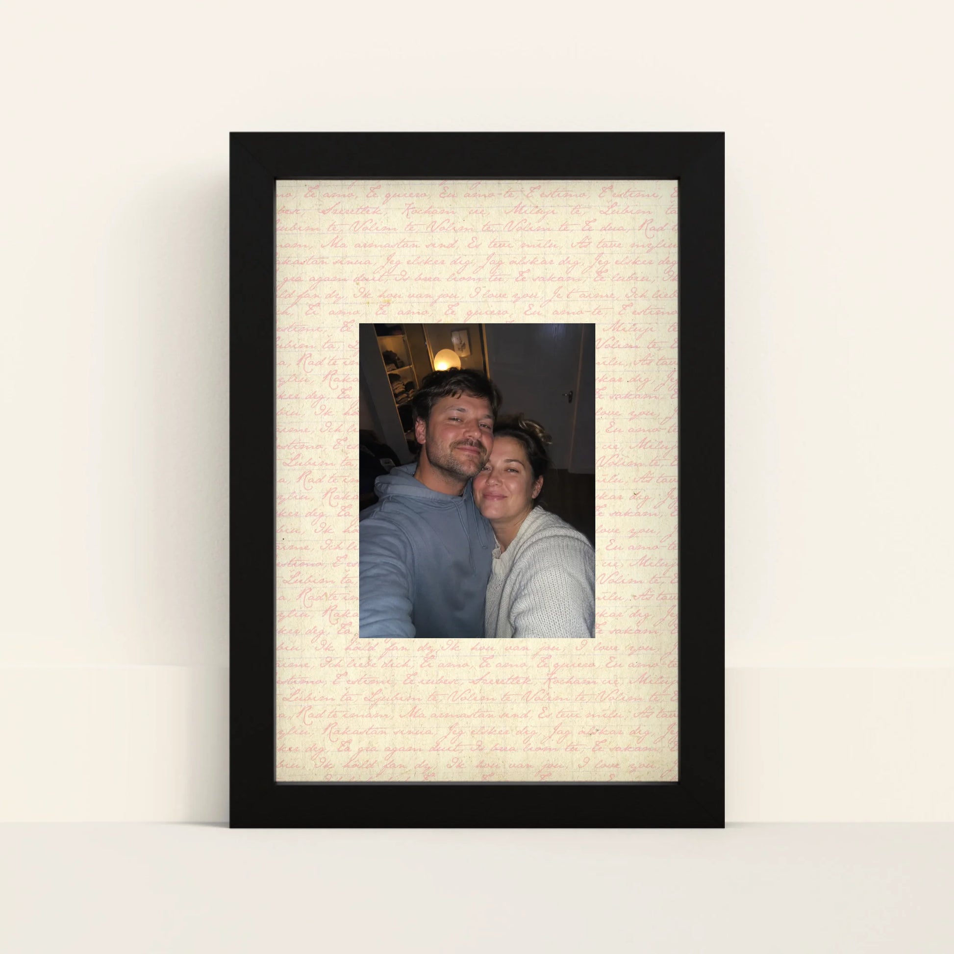 Mockup-Framed-Black-2030